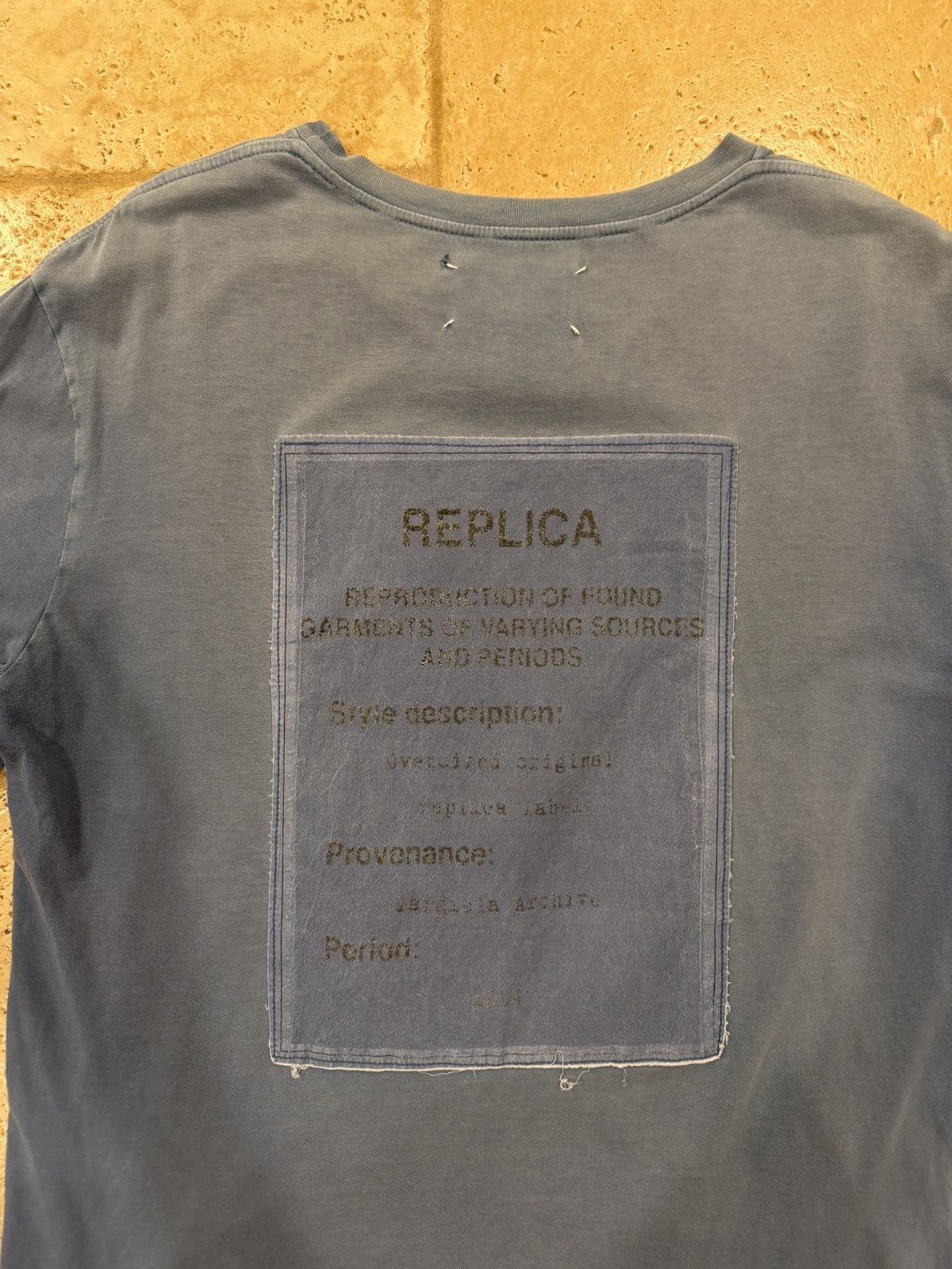Maison Margiela Maison Margiela Replica Logo Faded Blue Oversized T-Shirt Size US S / EU 44-46 / 1 - 14 Thumbnail