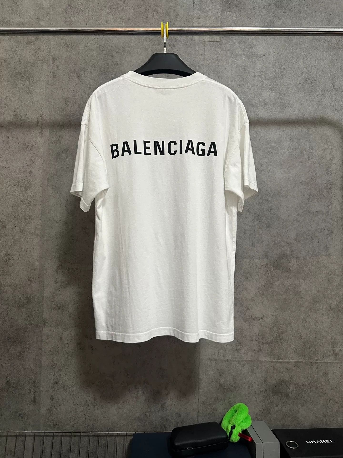 Balenciaga Balenciaga Short-Sleeve Logo Print T-Shirt Size US M / EU 48-50 / 2 - 4 Thumbnail