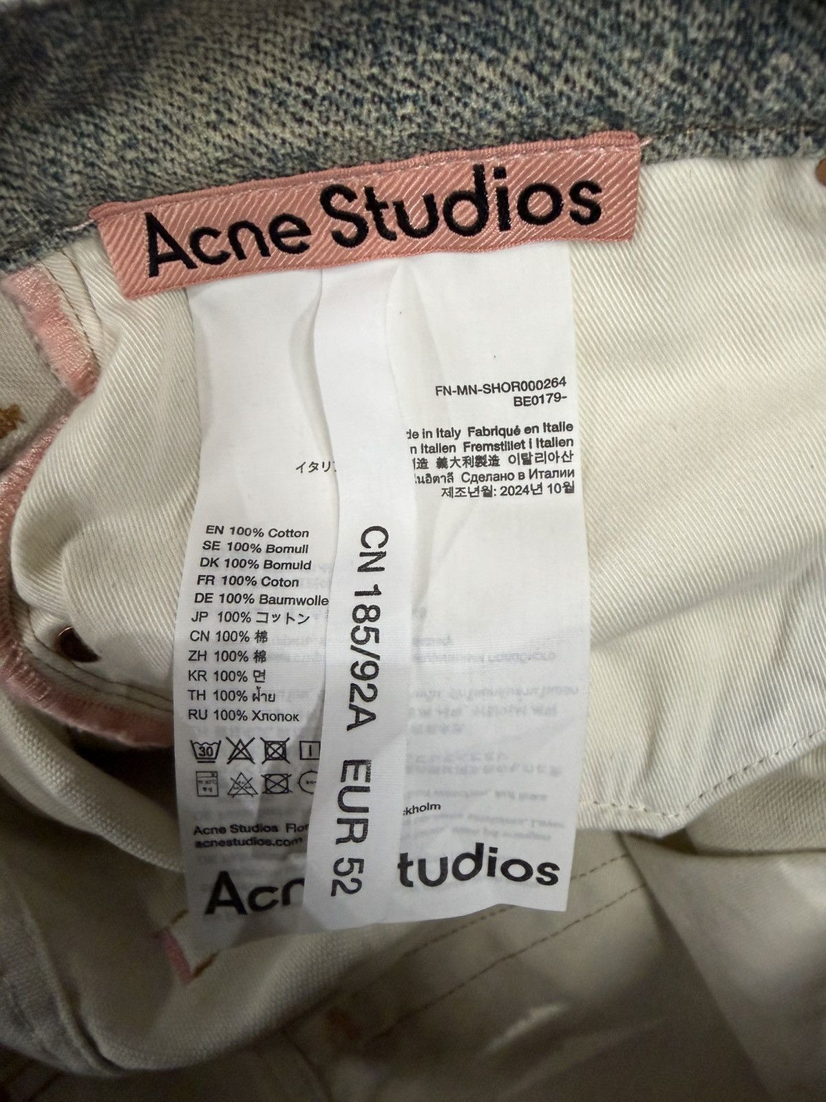 Acne Studios Acne Studios Kawaii Keychains Denim Shorts Size US 34 / EU 50 - 4 Thumbnail