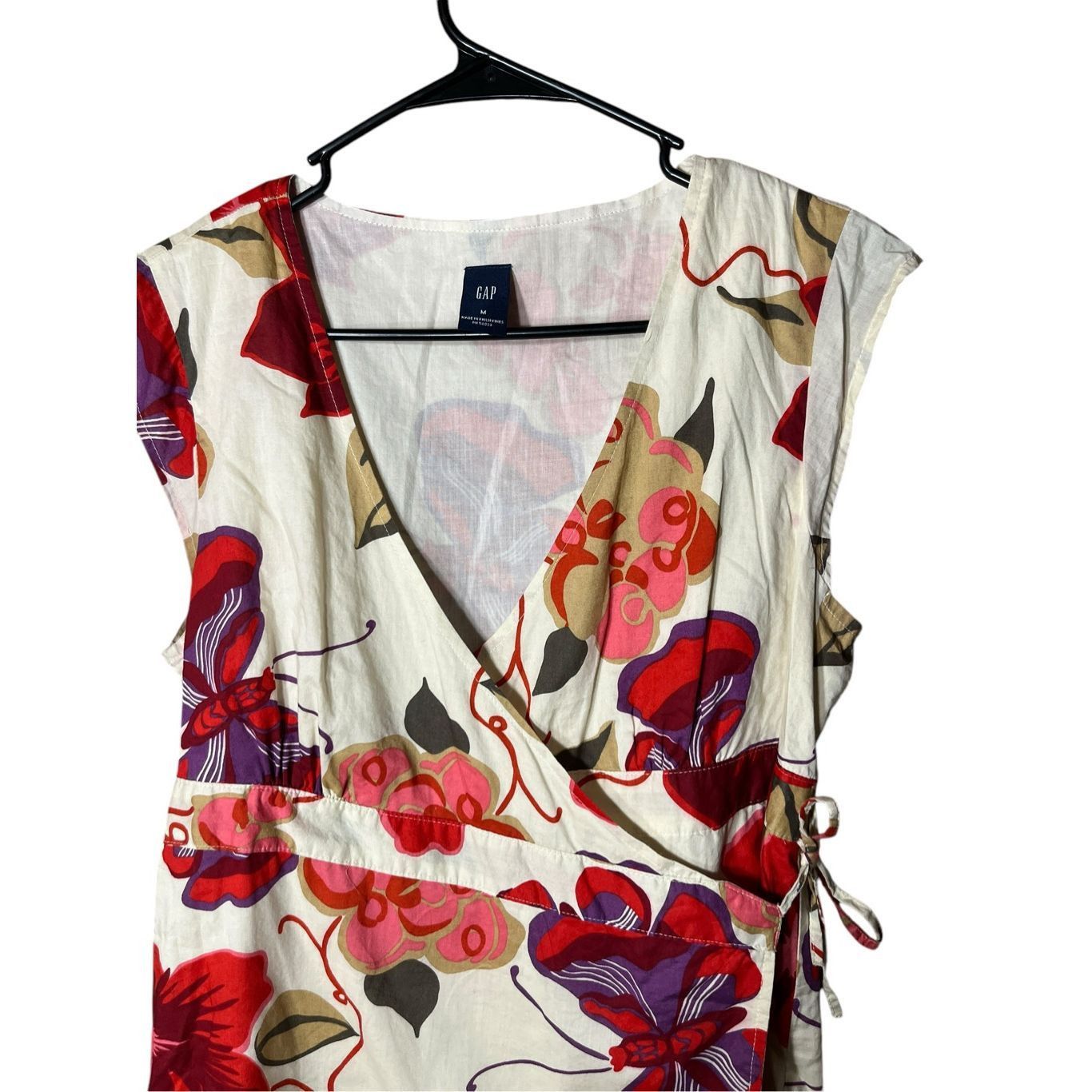 Gap Gap Wrap Top White Floral Butterfly Short Sleeve Size M Size M / US 6-8 / IT 42-44 - 2 Thumbnail