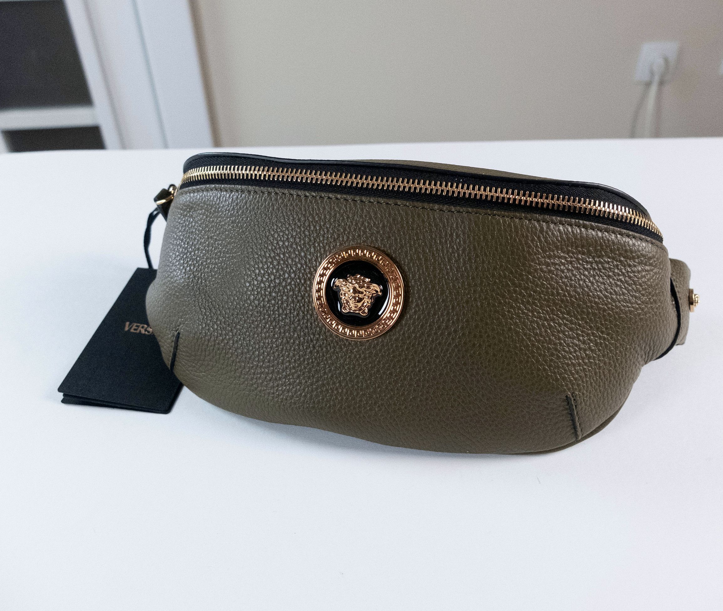 Versace VERSACE La Medusa olive green leather belt bag authentic Size ONE SIZE - 1 Thumbnail