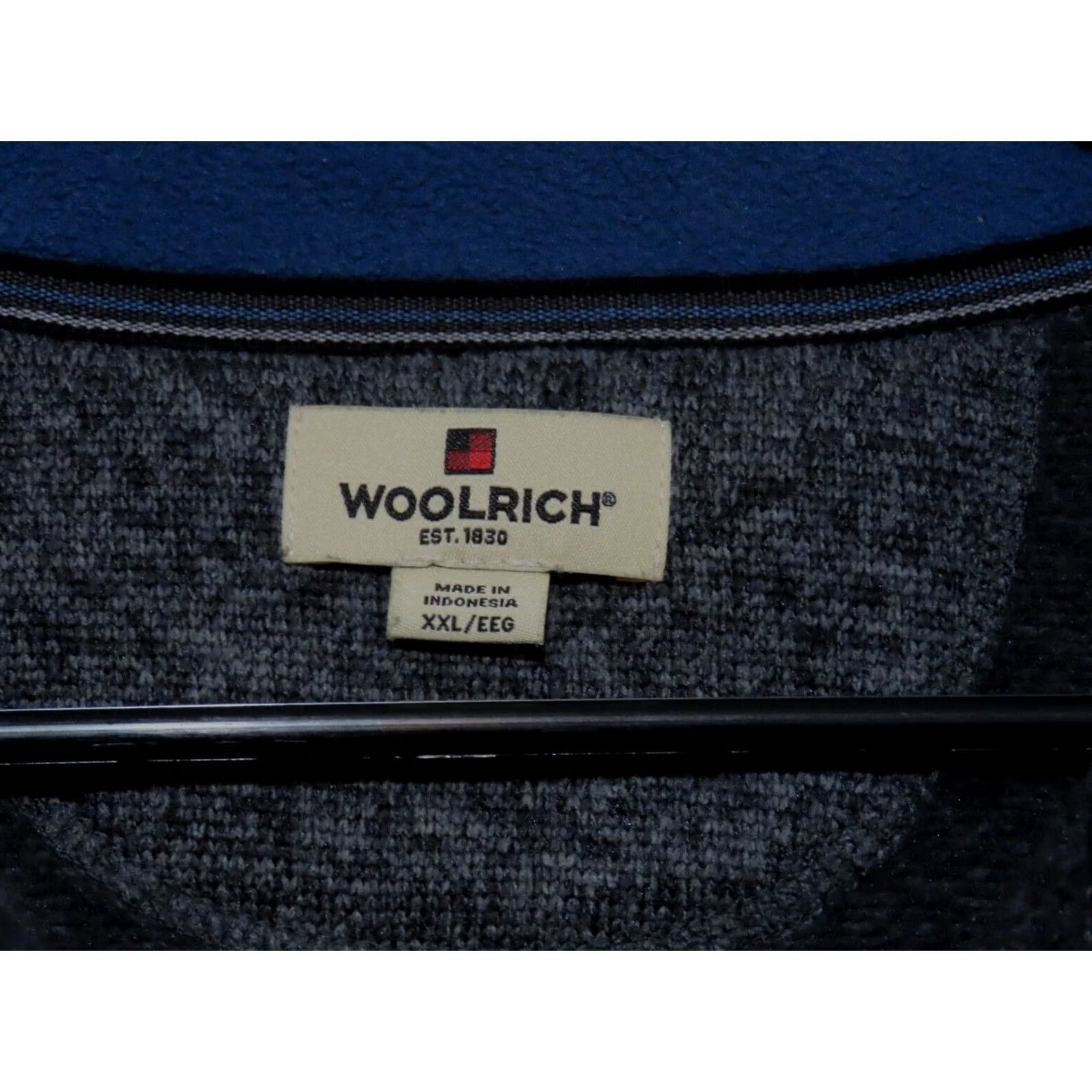 Vintage Woolrich Mens Sweatshirt 2XL Gray Mock Neck 1/4 Zip Pullover Long Sleeve Polyester Hiking Walking Sweater Regular Mens Size US XXL / EU 58 / 5 - 4 Thumbnail