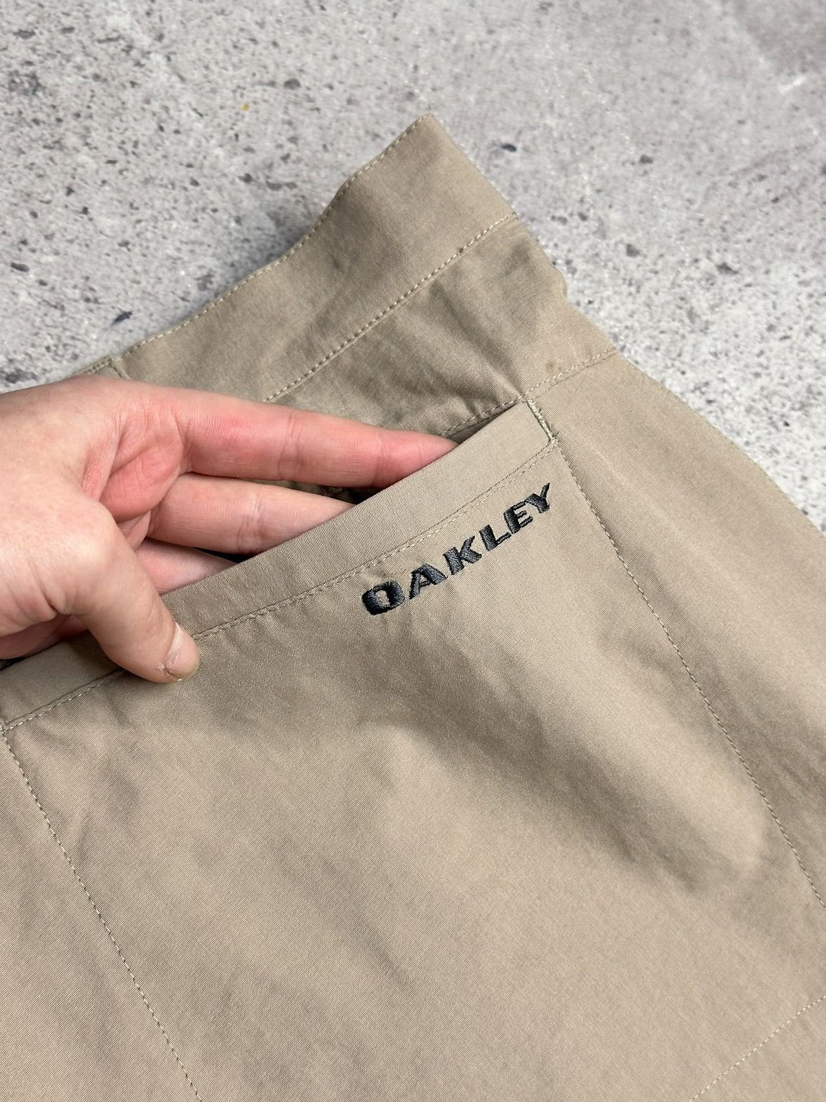 Oakley Vintage Oakley tactical beige pants utility cargo style Size US 38 / EU 54 - 11 Thumbnail