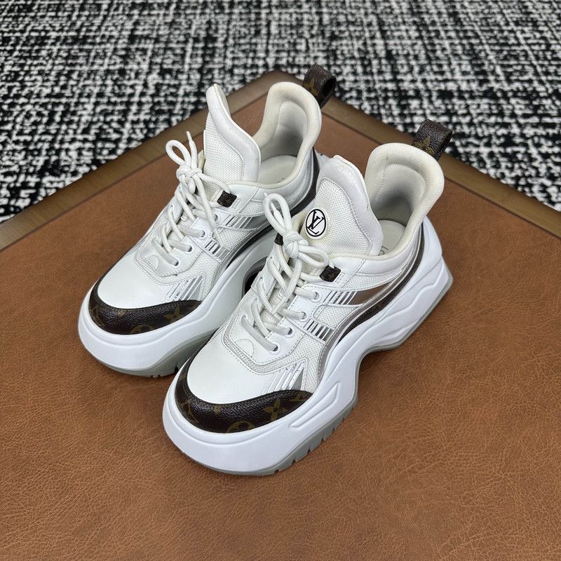 Louis Vuitton Louis Vuitton Archlight 2.0 Low Top Sneakers 0079 Size US 7 / EU 40 - 1 Thumbnail