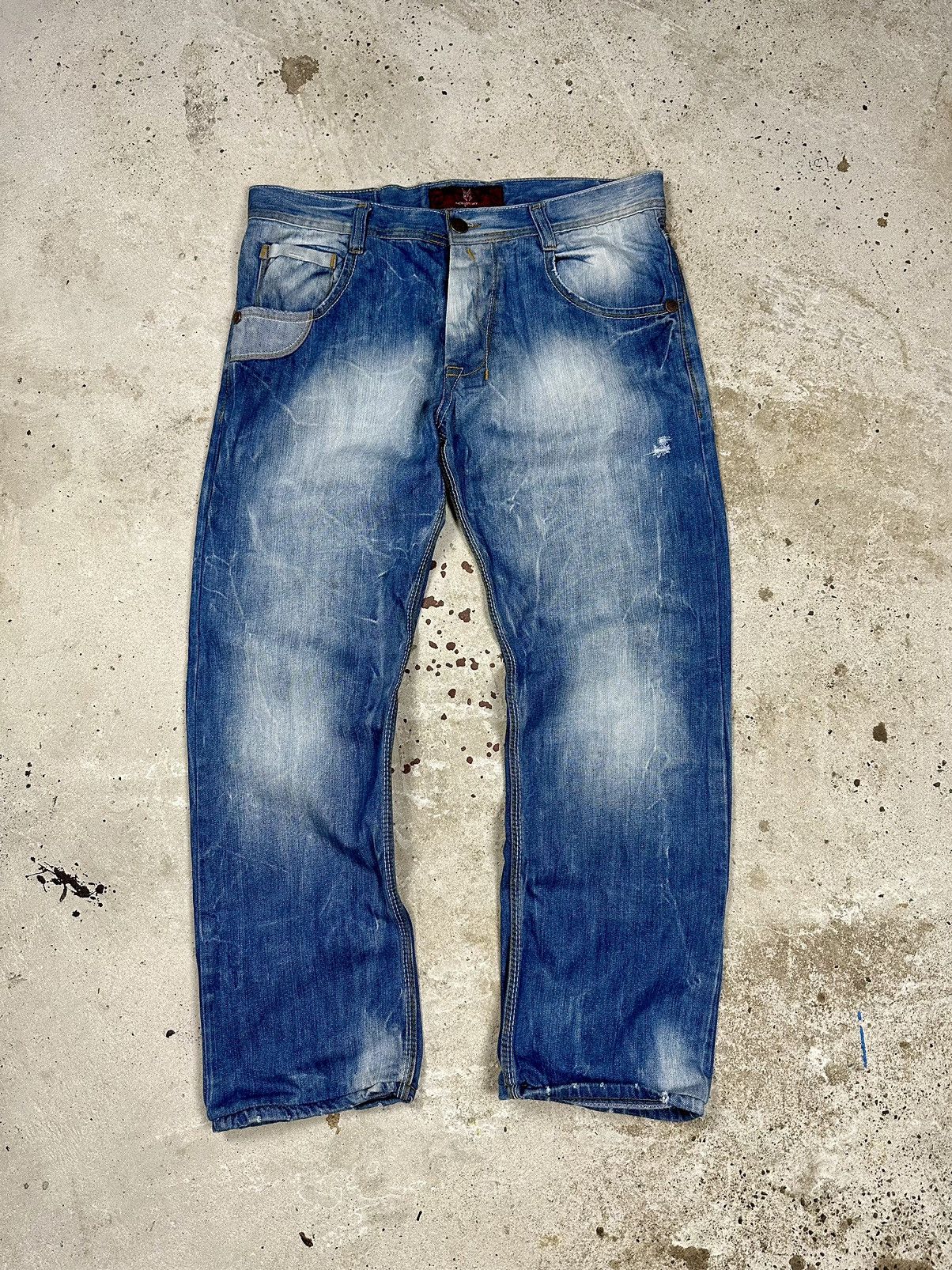 Affliction × Japanese Brand × Vintage Vintage Y2K Acid Washed Blue Baggy Denim Pants Jeans Size US 36 / EU 52 - 1 Thumbnail