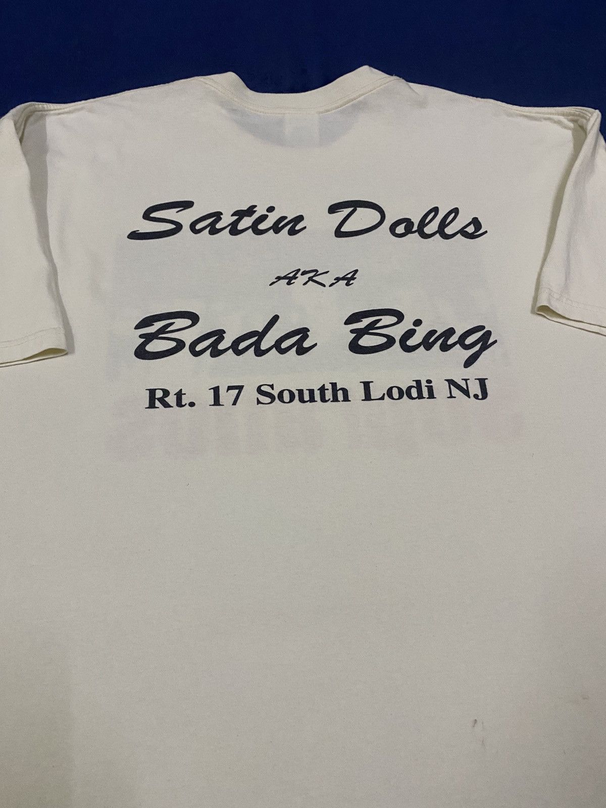 Vintage Vintage Late 90s The Sopranos Strip Club Mafia Tshirt Size US XXL / EU 58 / 5 - 2 Thumbnail