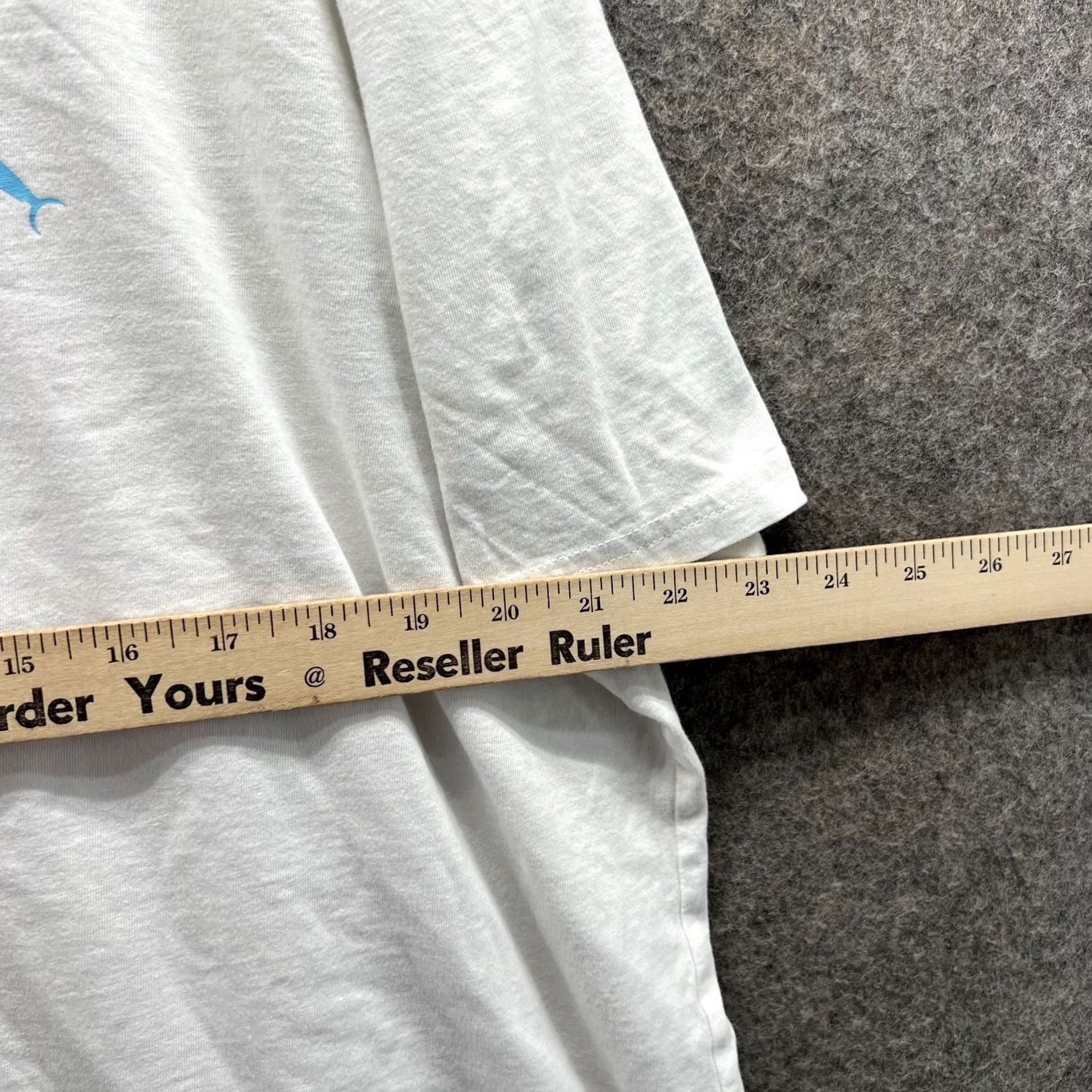 Tommy Bahama VINTAGE Tommy Bahama Shirt Men XL White Crewneck Hawaiian Tiki Colada Cotton Tee Size US XXL / EU 58 / 5 - 5 Thumbnail