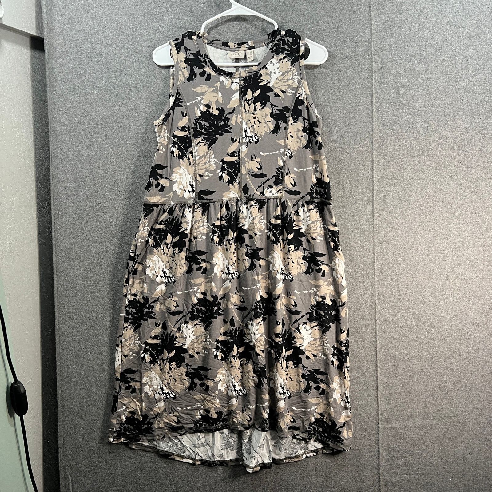 Other LOGO by Lori Goldstein Petite Rayon 230 Hi-Low Hem Dress Size S / US 4 / IT 40 - 1 Thumbnail
