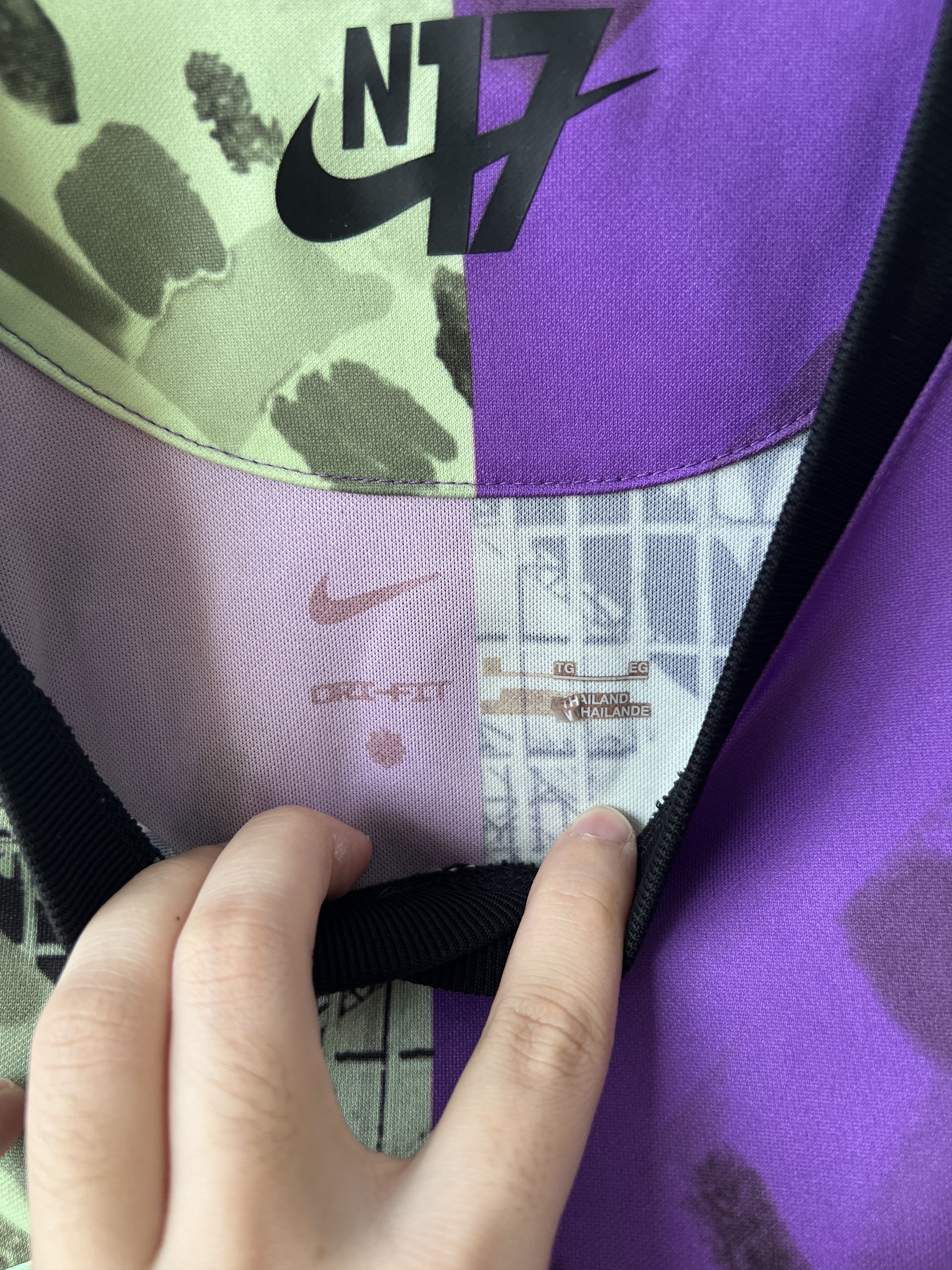 Nike (XL) Tottenham Spurs 2021-22 Third Kit Son #7 Size US XL / EU 56 / 4 - 3 Thumbnail