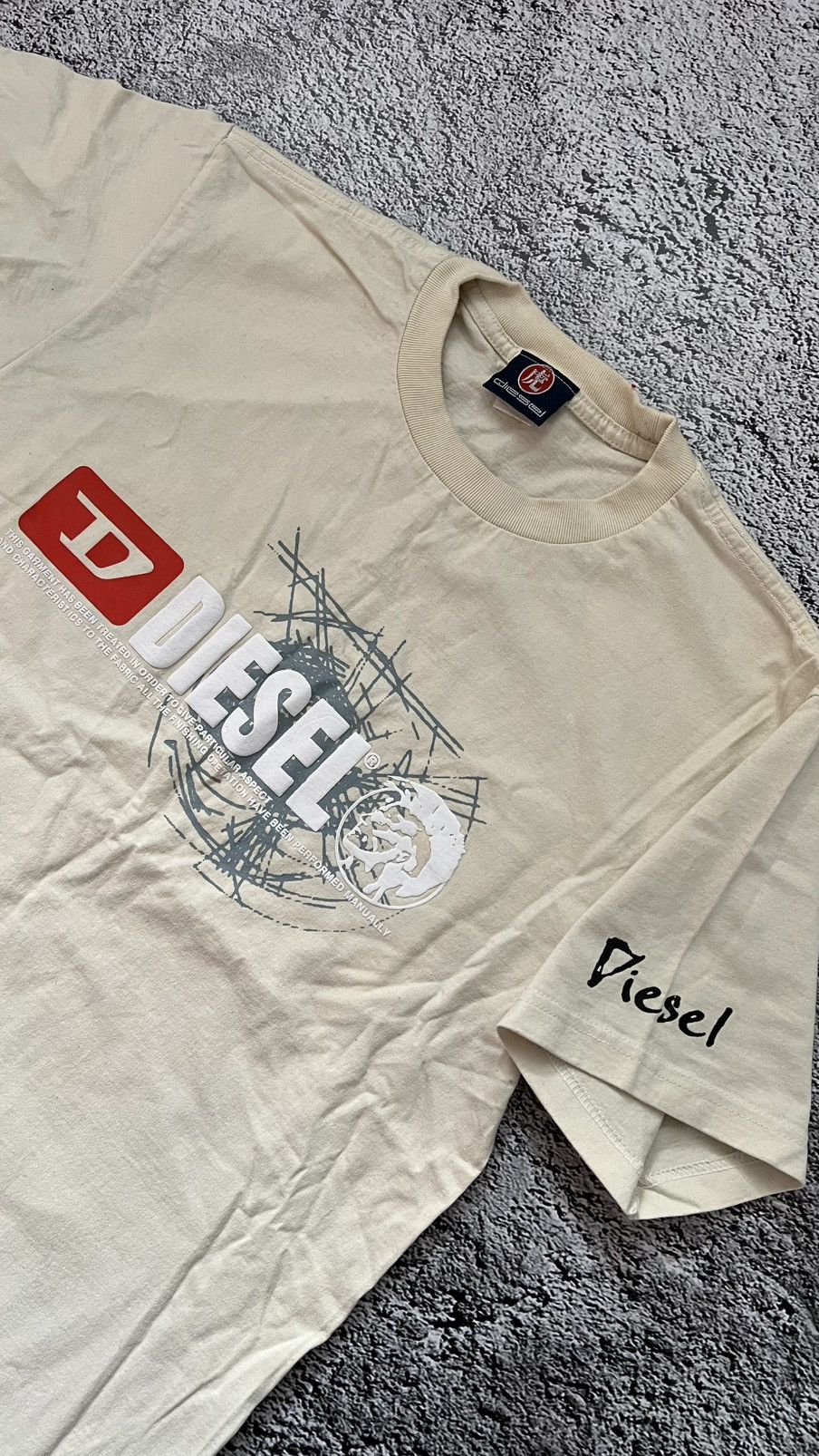 Diesel × Vintage Rare vintage diesel big logos T shirt Japanese Size US L / EU 52-54 / 3 - 1 Thumbnail