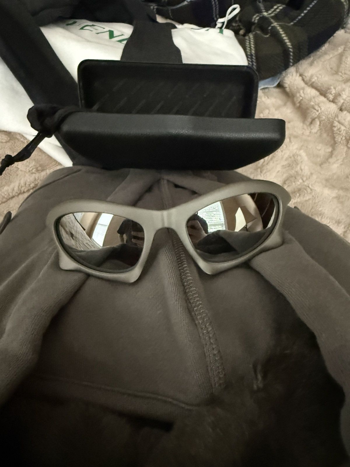 Balenciaga Balenciaga Bat Rectangle Sunglasses Silver Grey Size ONE SIZE - 2 Thumbnail