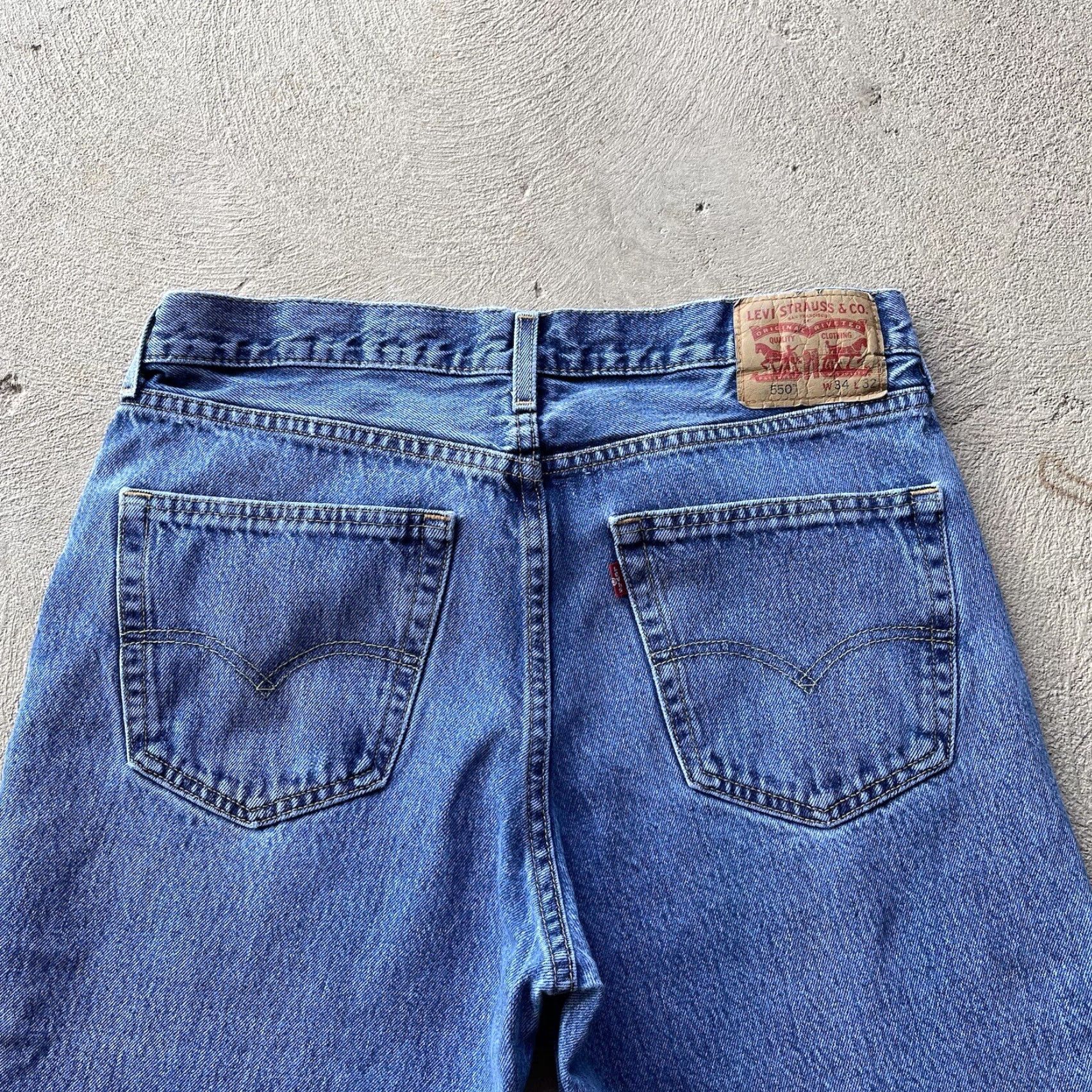 Levi's Levi's Jeans Mens 34x32 Blue 550 Baggy Loose Denim Pants Skate Fade Western Work 90s Grunge Size US 34 / EU 50 - 7 Thumbnail
