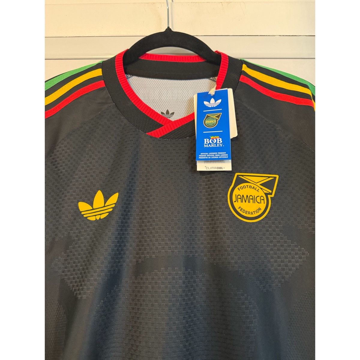 Adidas JAMAICA 26 X BOB MARLEY AWAY AUTHENTIC JERSEY Size US M / EU 48-50 / 2 - 2 Thumbnail