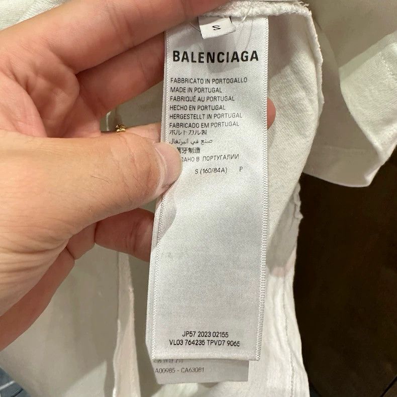 Balenciaga Balenciaga 3B Embroidered Logo White Crew Neck Short Sleev Size US S / EU 44-46 / 1 - 6 Thumbnail