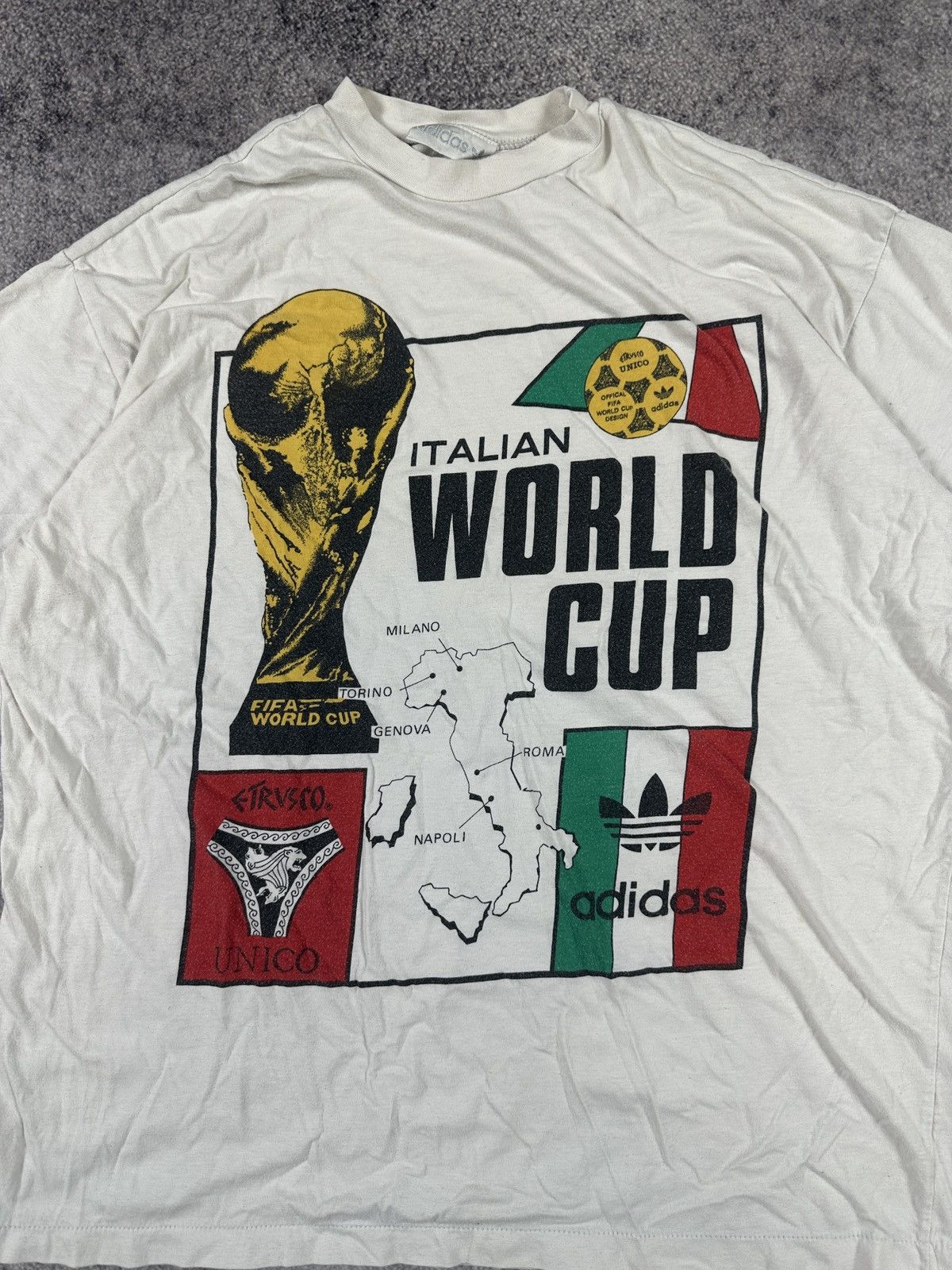 Adidas Vintage Adidas World Cup Italy Logo T-shirt Streetwear L USA Size US L / EU 52-54 / 3 - 2 Thumbnail