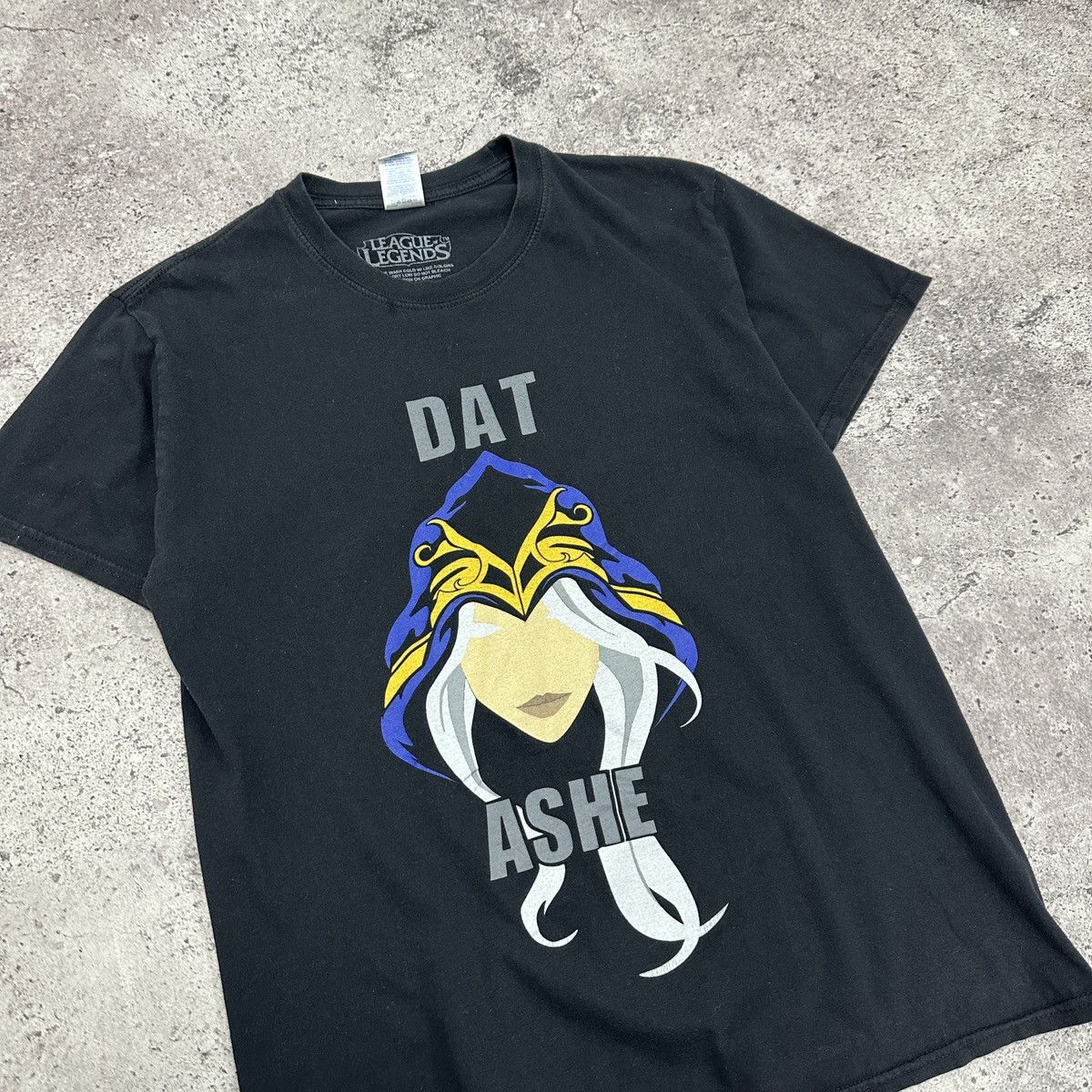 The Game League of Legends Dat Ashe official tee y2k Game Moba LOL Size US M / EU 48-50 / 2 - 4 Thumbnail