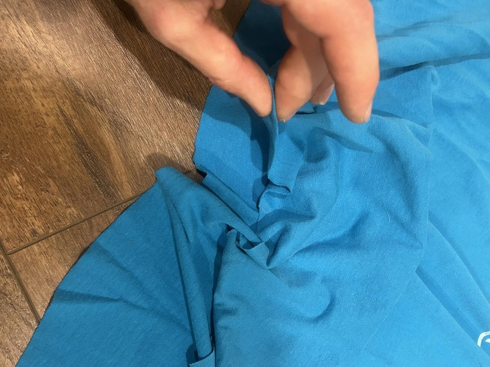 Hanes Vintage 90s Hane's 50-50 Blue Boxy Cropped 22x24 Size US M / EU 48-50 / 2 - 3 Thumbnail