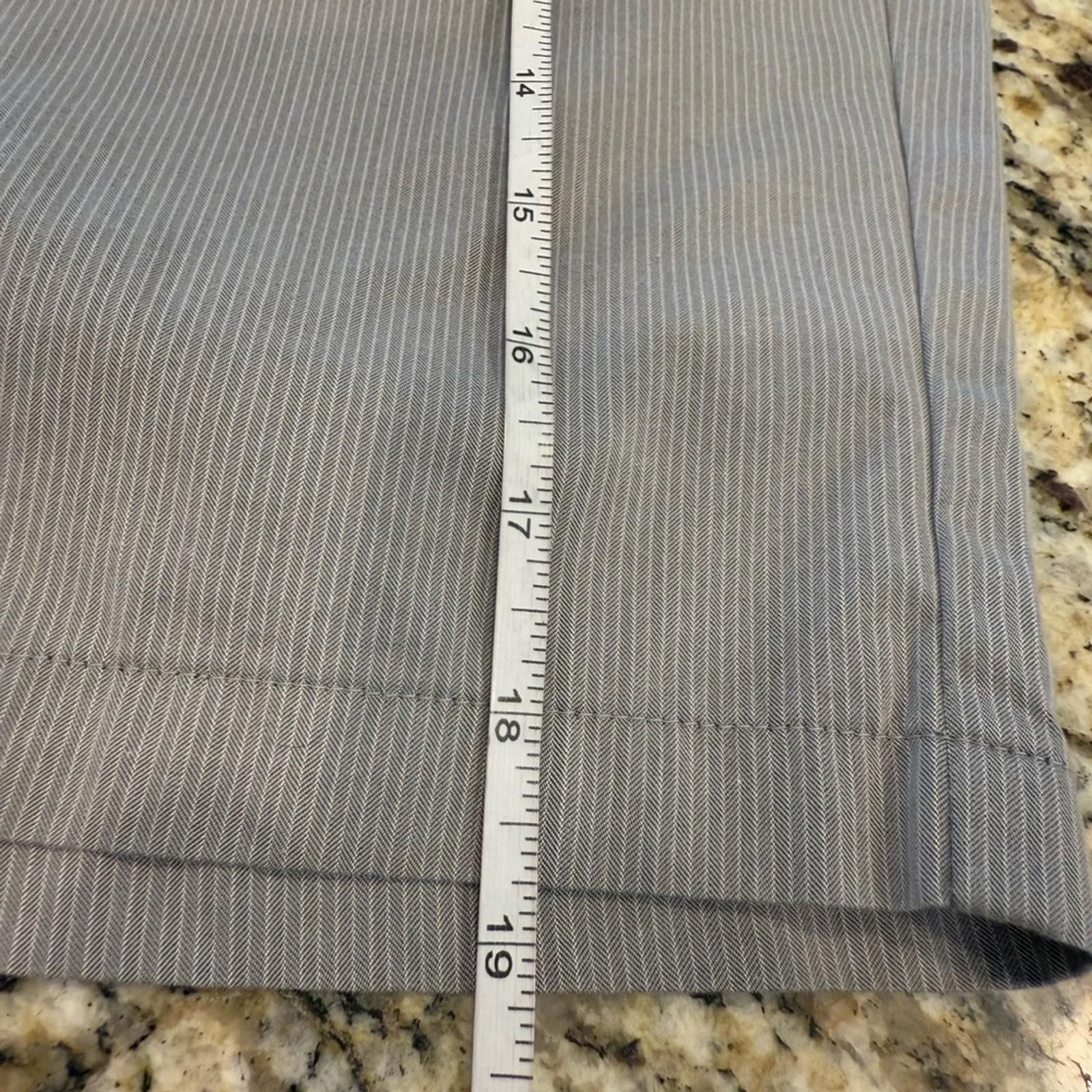 Other Horny Toad gray & white striped chino golf shorts 30” waist Size US 30 / EU 46 - 10 Thumbnail