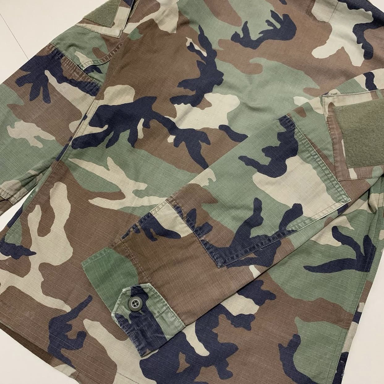 Other Coat - Hot Weather Woodland Camouflage Pattern Combat Jacket Size US M / EU 48-50 / 2 - 3 Thumbnail