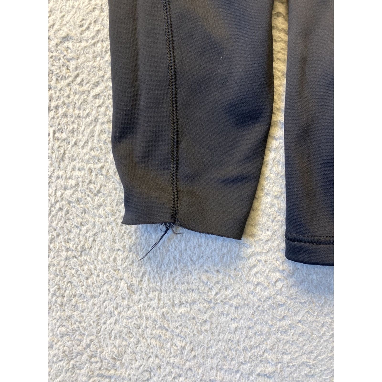 Nike Nike Sweatshirt Men L Black Therma Fit Fleece Red Swoosh SHORT 56-39 Size US L / EU 52-54 / 3 - 5 Thumbnail