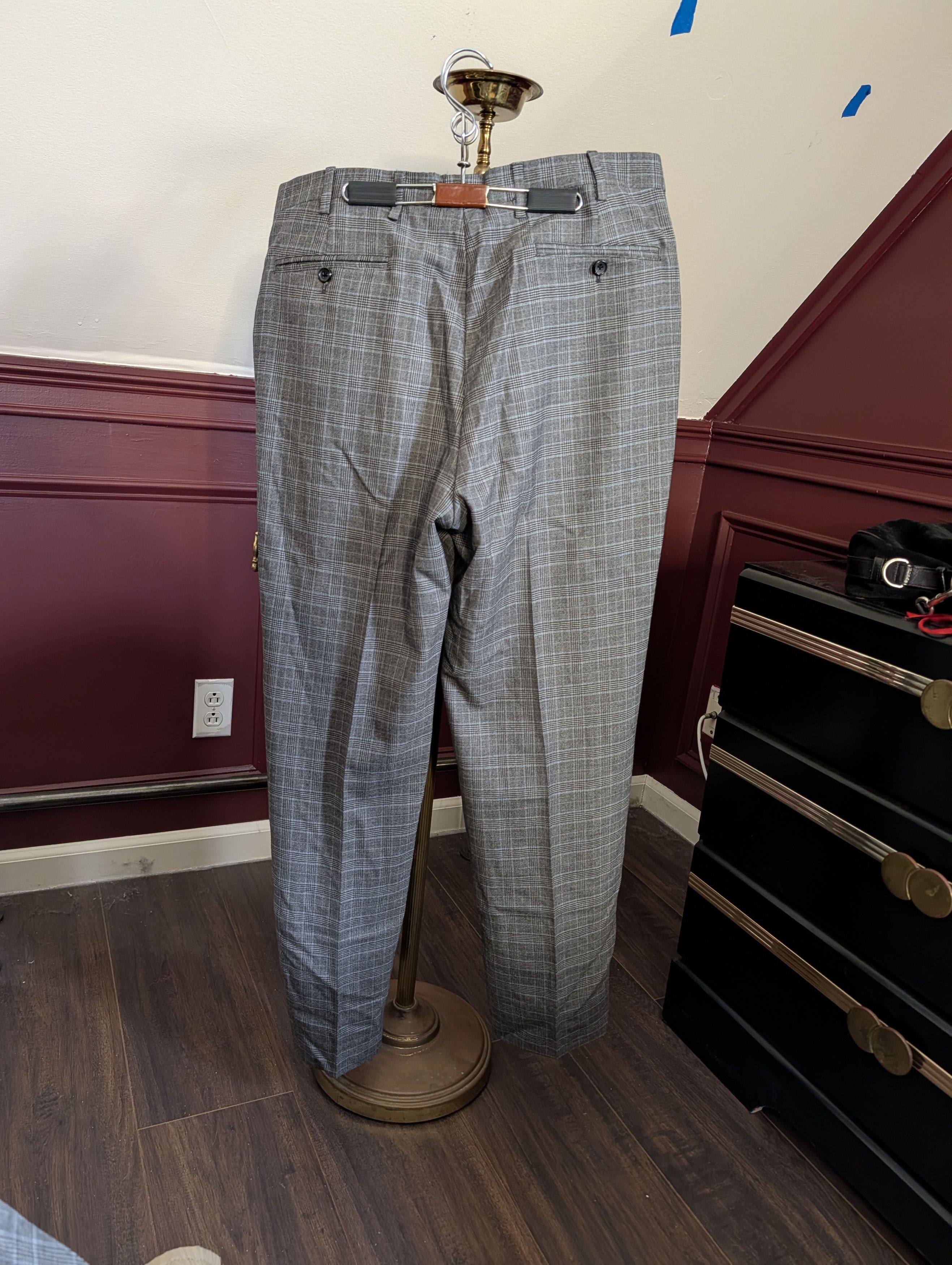 Brooks Brothers 1818 Fitzgerald made in Italy gray plaid 2pc suit 42L Size 42L - 5 Thumbnail