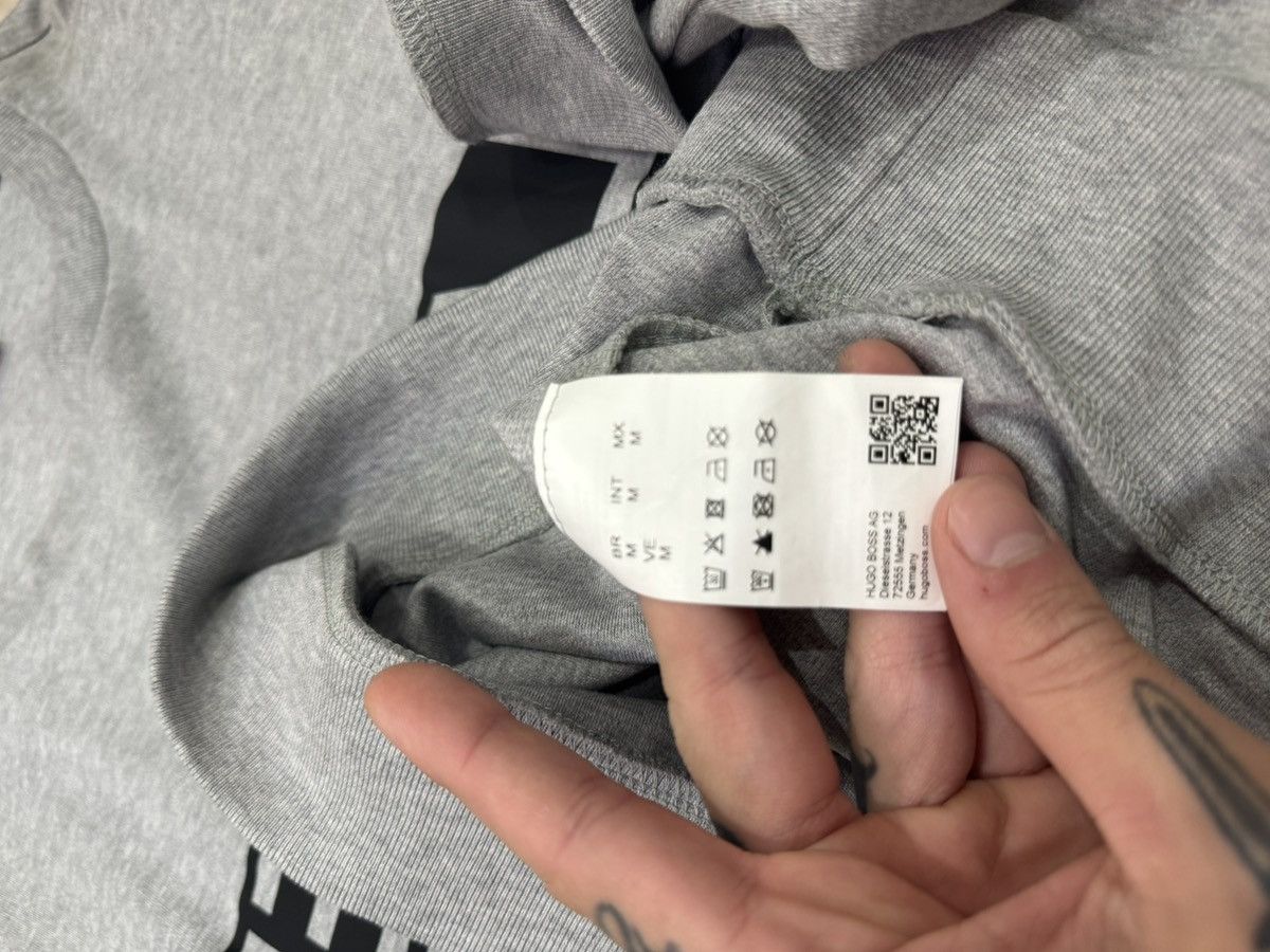 Hugo Boss Hugo Boss grey reverse Lauren Longsleeve sweatshirt Size US M / EU 48-50 / 2 - 9 Thumbnail