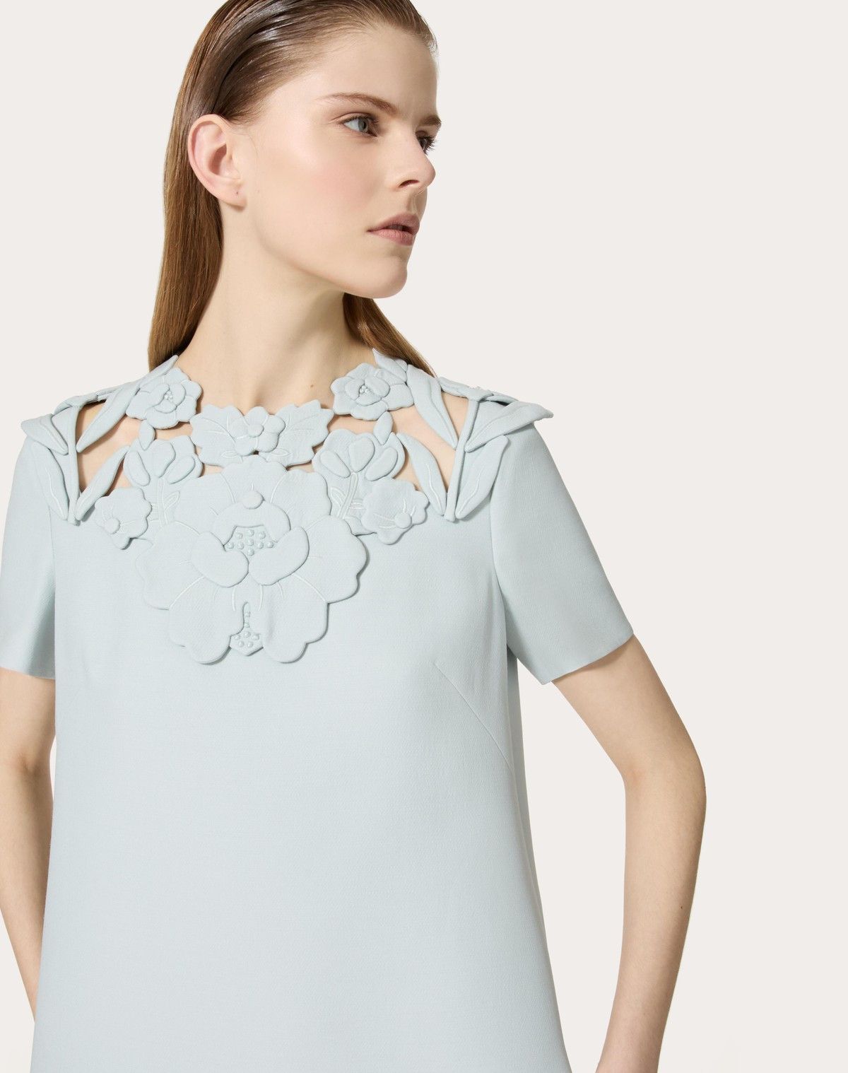 Valentino o1s1wg110525 Embroidered Crepe Coutoure Short Dress in Grey Size M / US 6-8 / IT 42-44 - 6 Thumbnail