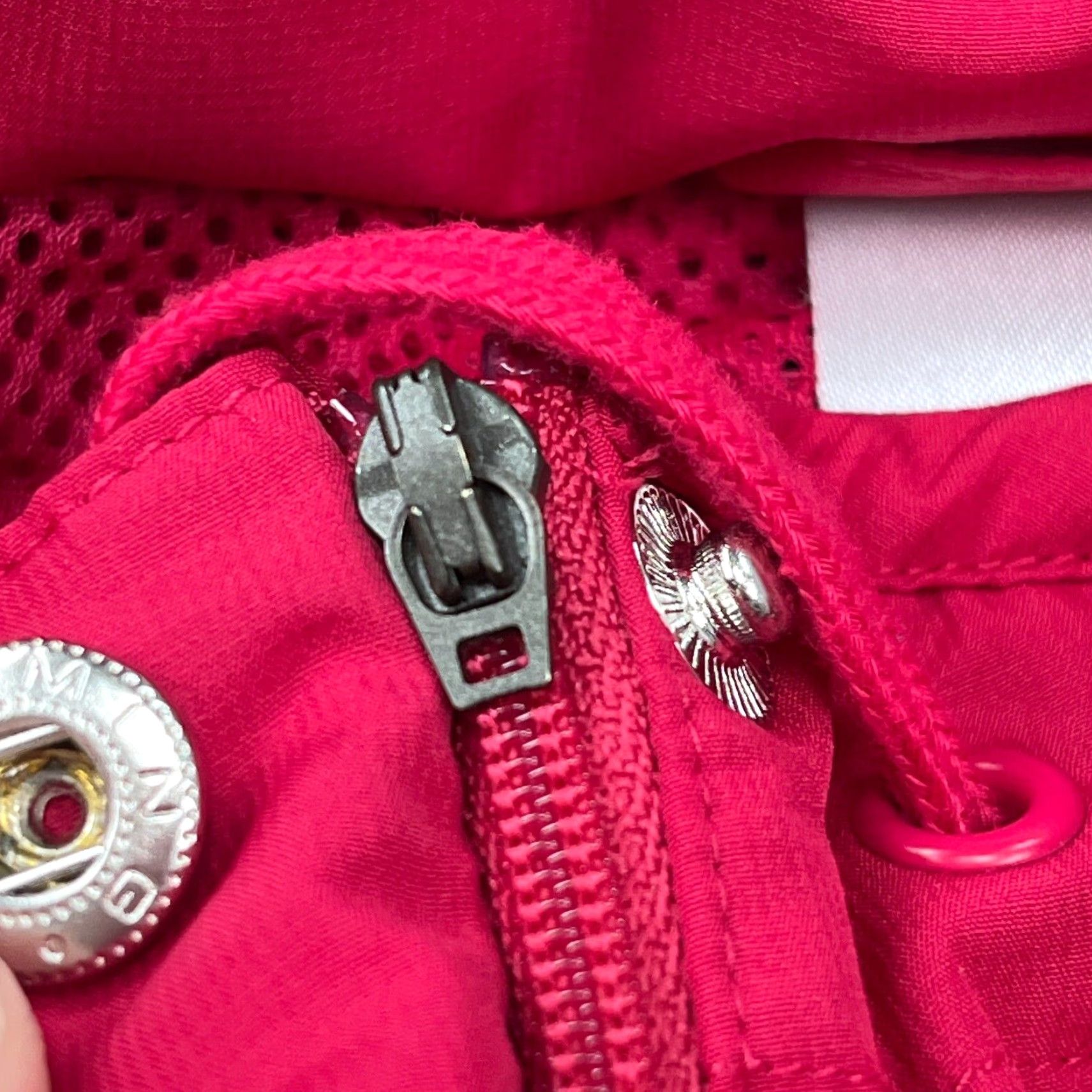 Adidas Adidas Jacket Women Large Pink Windbreaker Rain Coat Lightweight Zip Wind-Resistant All Seasons Packable Full Zip Sports Coat Womens Size L / US 10 / IT 46 - 5 Thumbnail