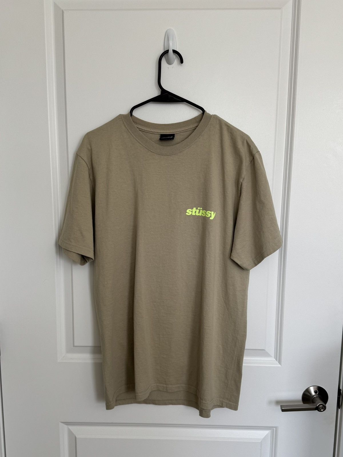 Stussy stussy neon logo shirt Size US M / EU 48-50 / 2 - 2 Thumbnail