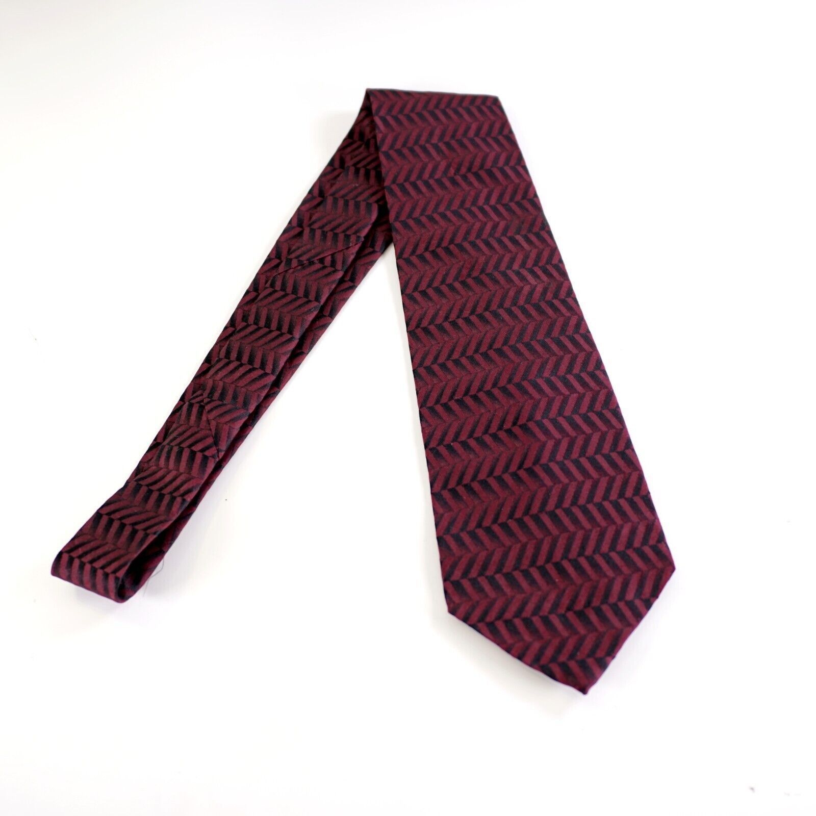 Arrow Arrow Maroon Red Geometric Herringbone Short Wide Woven Silk Size ONE SIZE - 6 Thumbnail