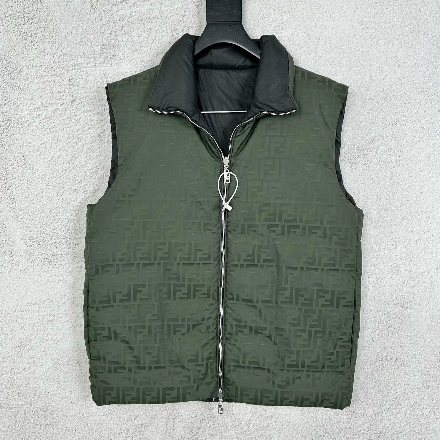 Fendi Fendi Monogram Print Double-Sided Down Vest Size US S / EU 44-46 / 1 - 1 Thumbnail