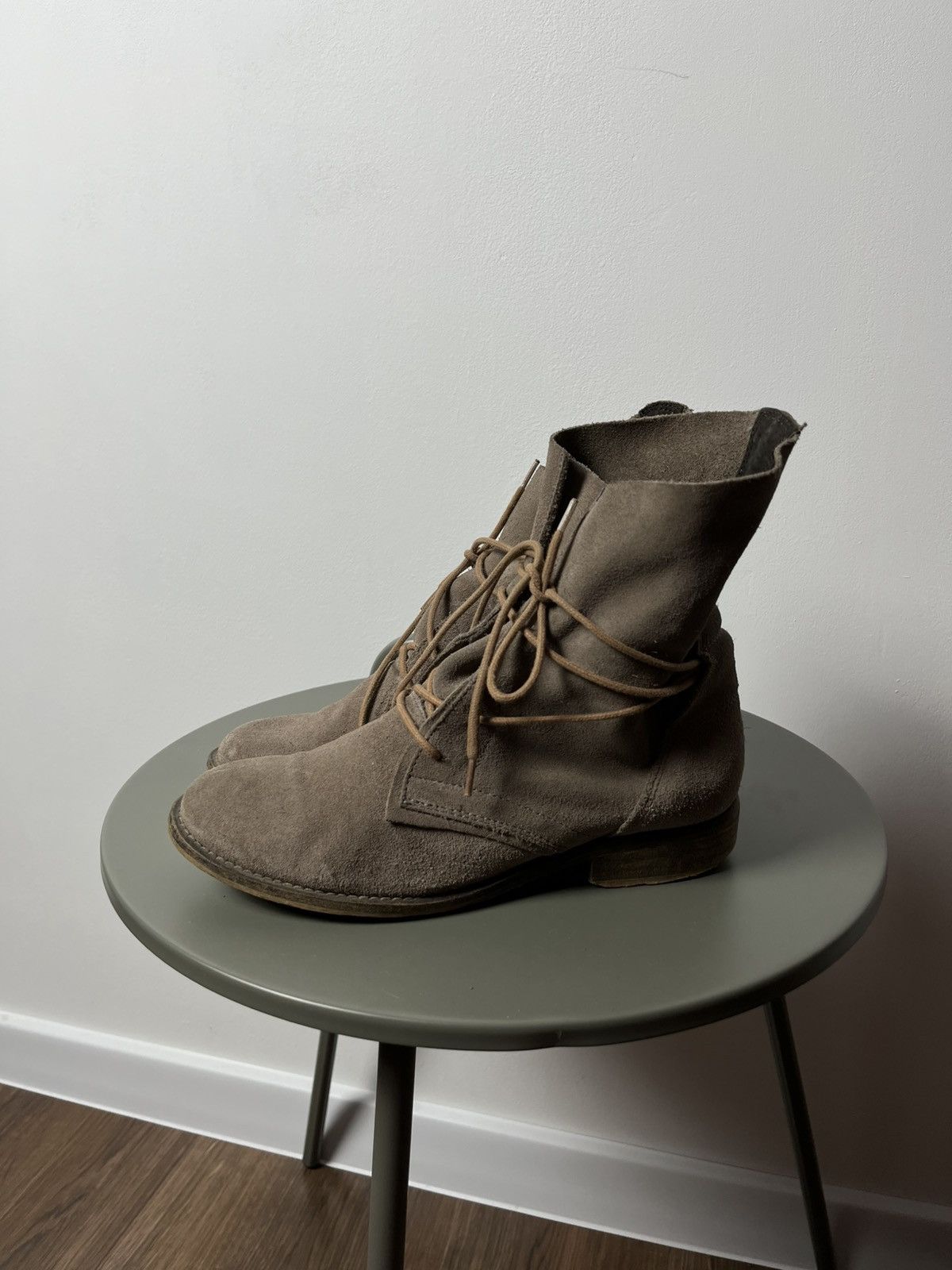 Japanese Brand × Vintage Avant-Garde Women’s Suede Ankle Boots in Minimalist Beige Size US 7 / IT 37 - 1 Thumbnail