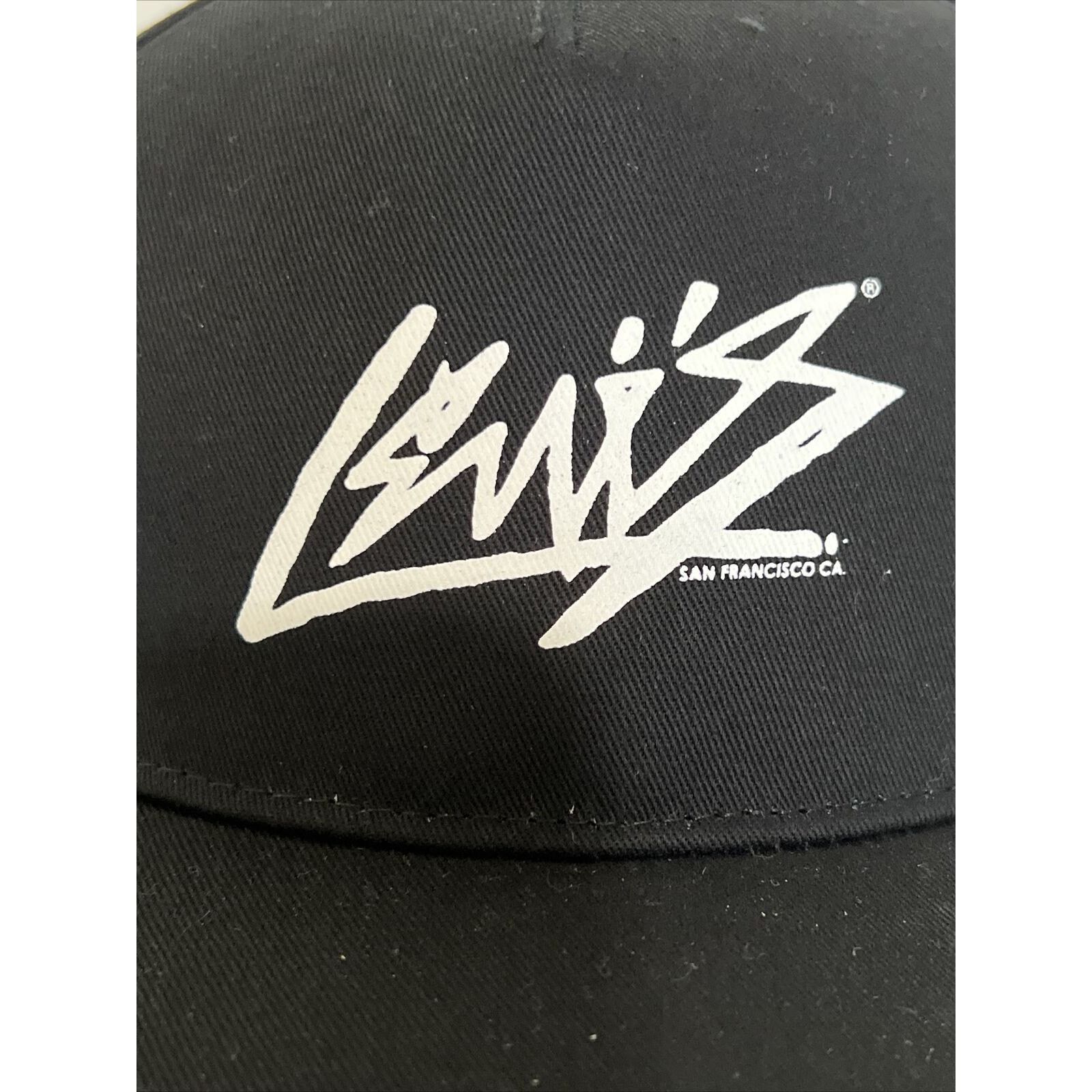 Levi's Printed Logo Baseball Hat Flat brim adjustable Snapback Cap Size ONE SIZE - 4 Thumbnail