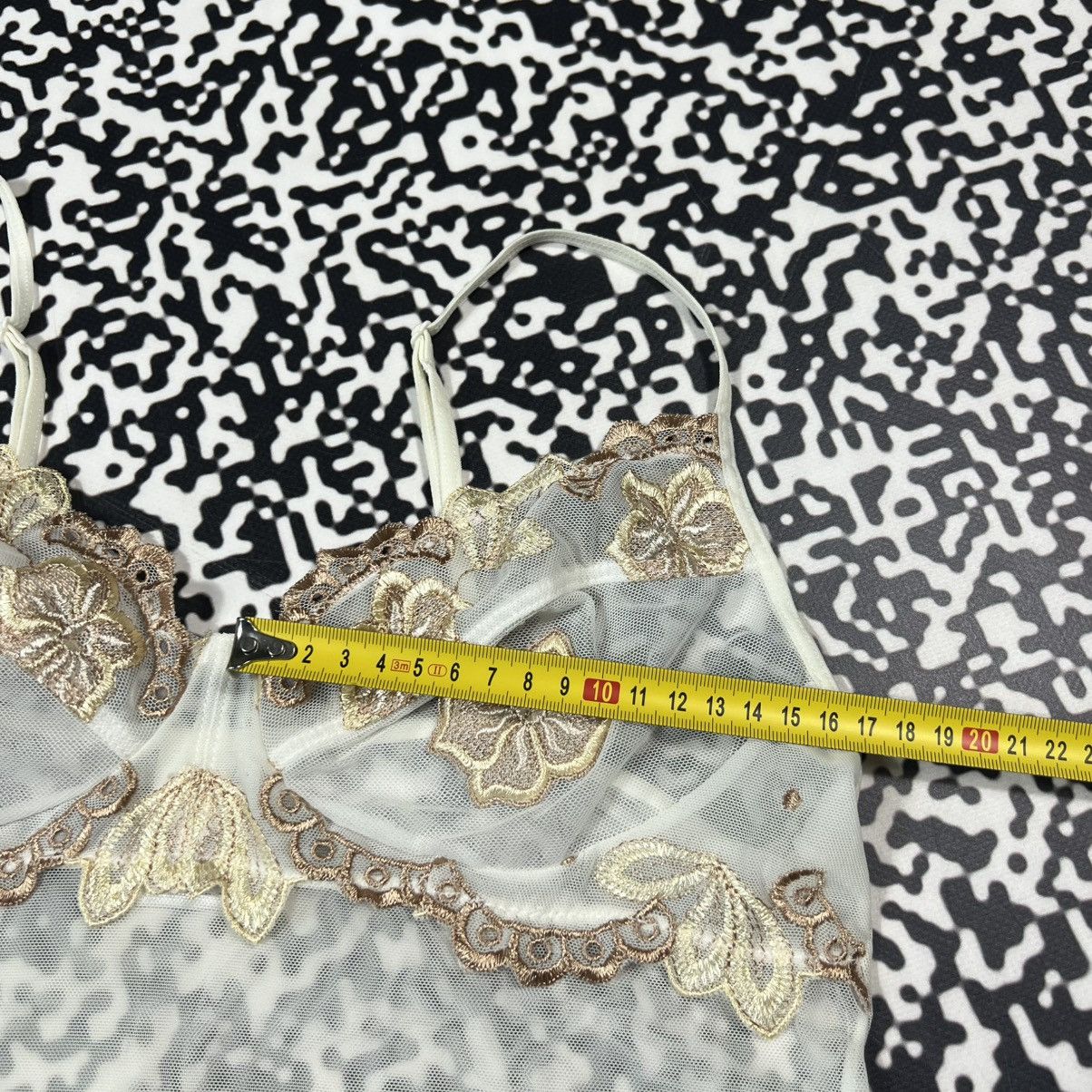 Japanese Brand Vintage Y2K Japanese Mesh Floral Sexy Retro Style Tank Top Size M / US 6-8 / IT 42-44 - 17 Thumbnail
