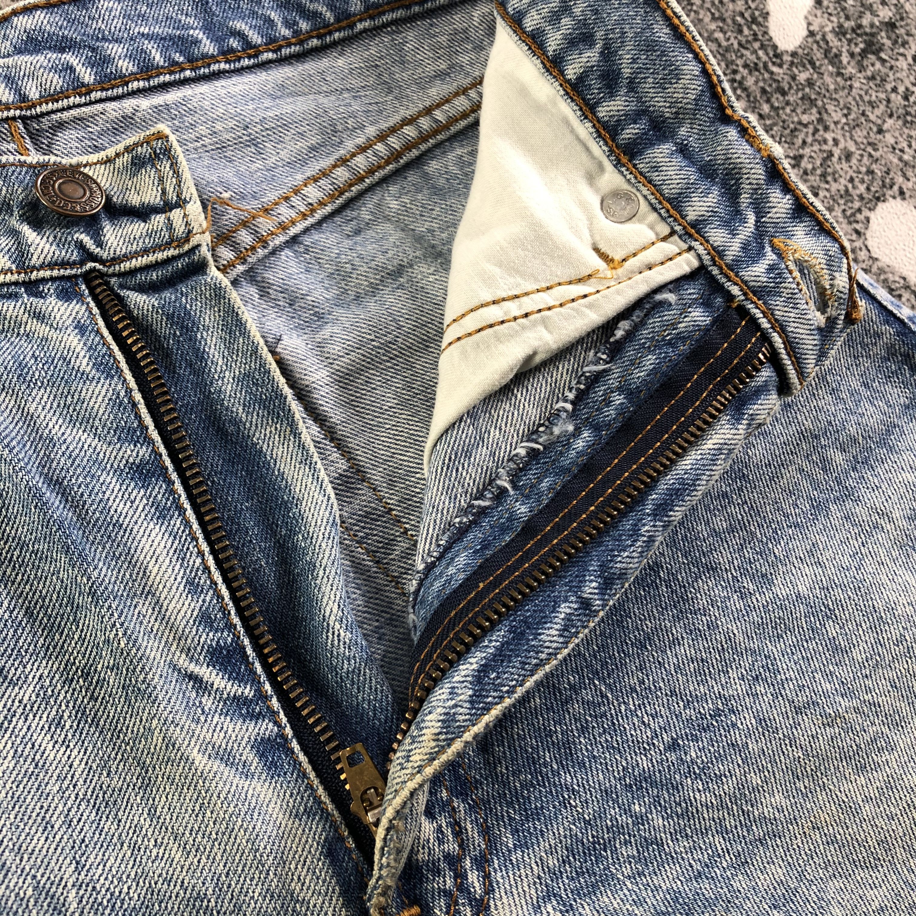 Levi's Vintage Levis 603 Jeans Distress Faded Blue Denim KJ2954 Size US 26 / EU 42 - 6 Thumbnail