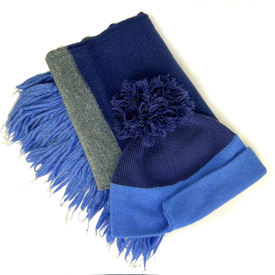Banana Republic Vintage Banana Republic Wool Ski Cap & Scarf Size ONE SIZE - 1 Thumbnail