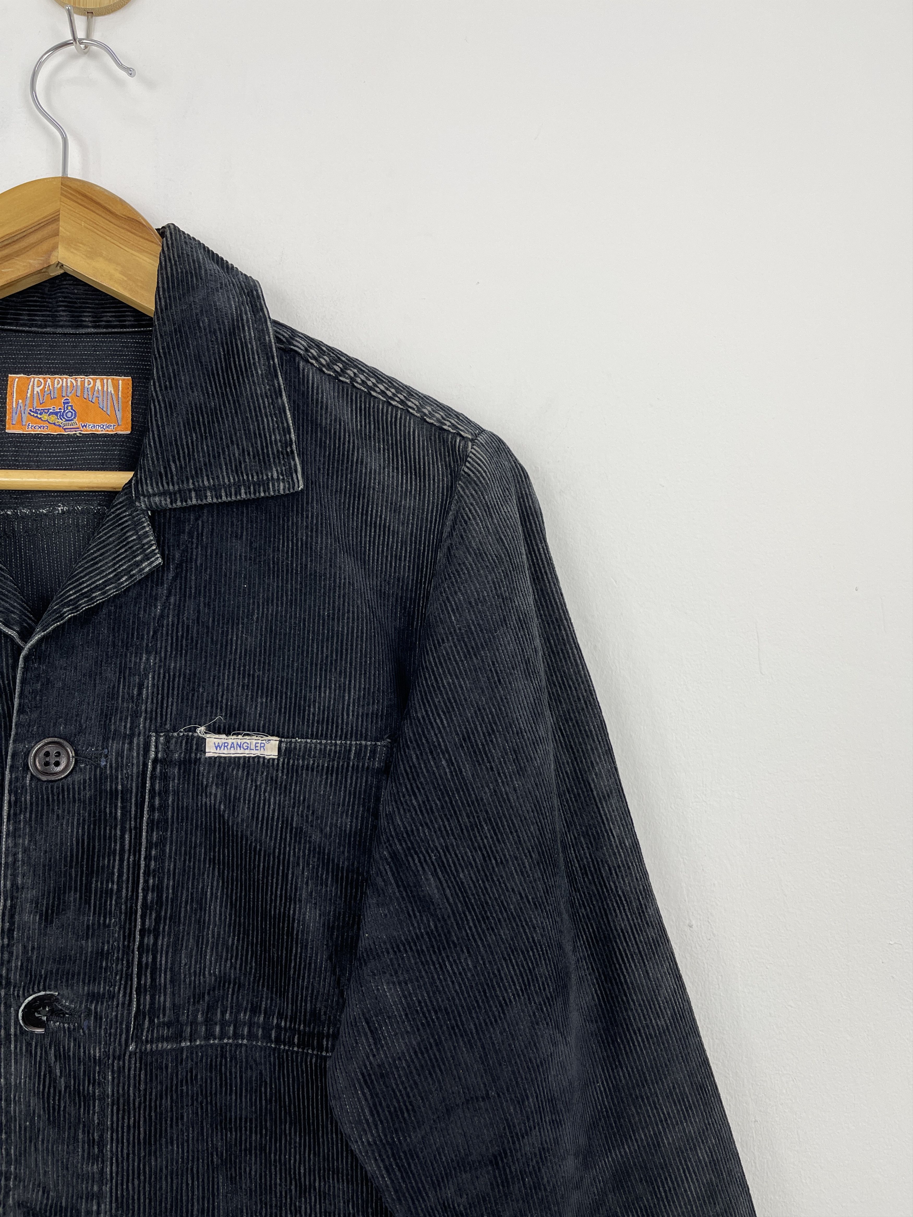 Vintage Vintage Wrangler Corduroy Button Up Denim Jacket JA0027 Size US S / EU 44-46 / 1 - 7 Thumbnail