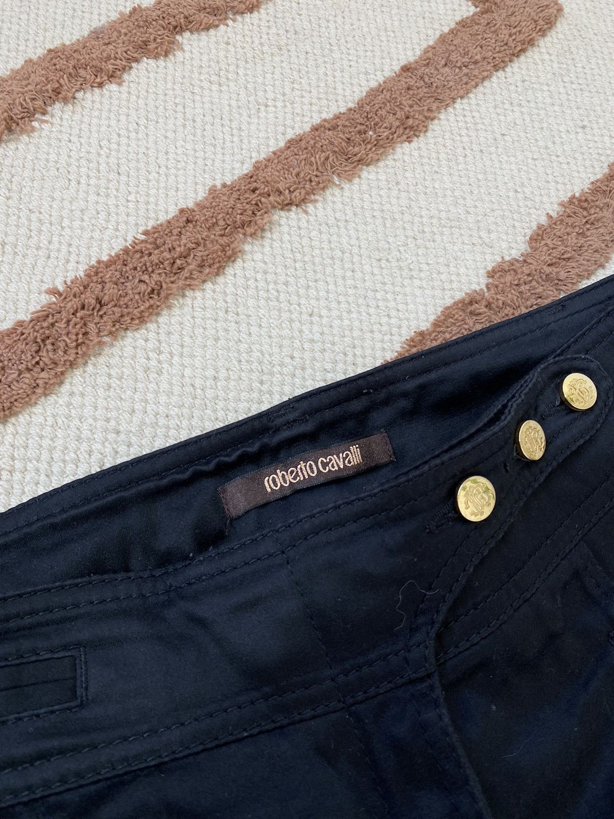Roberto Cavalli ROBERTO CAVALLI CLASIC FLARE TROUSERS Size 28" / US 6 / IT 42 - 4 Thumbnail