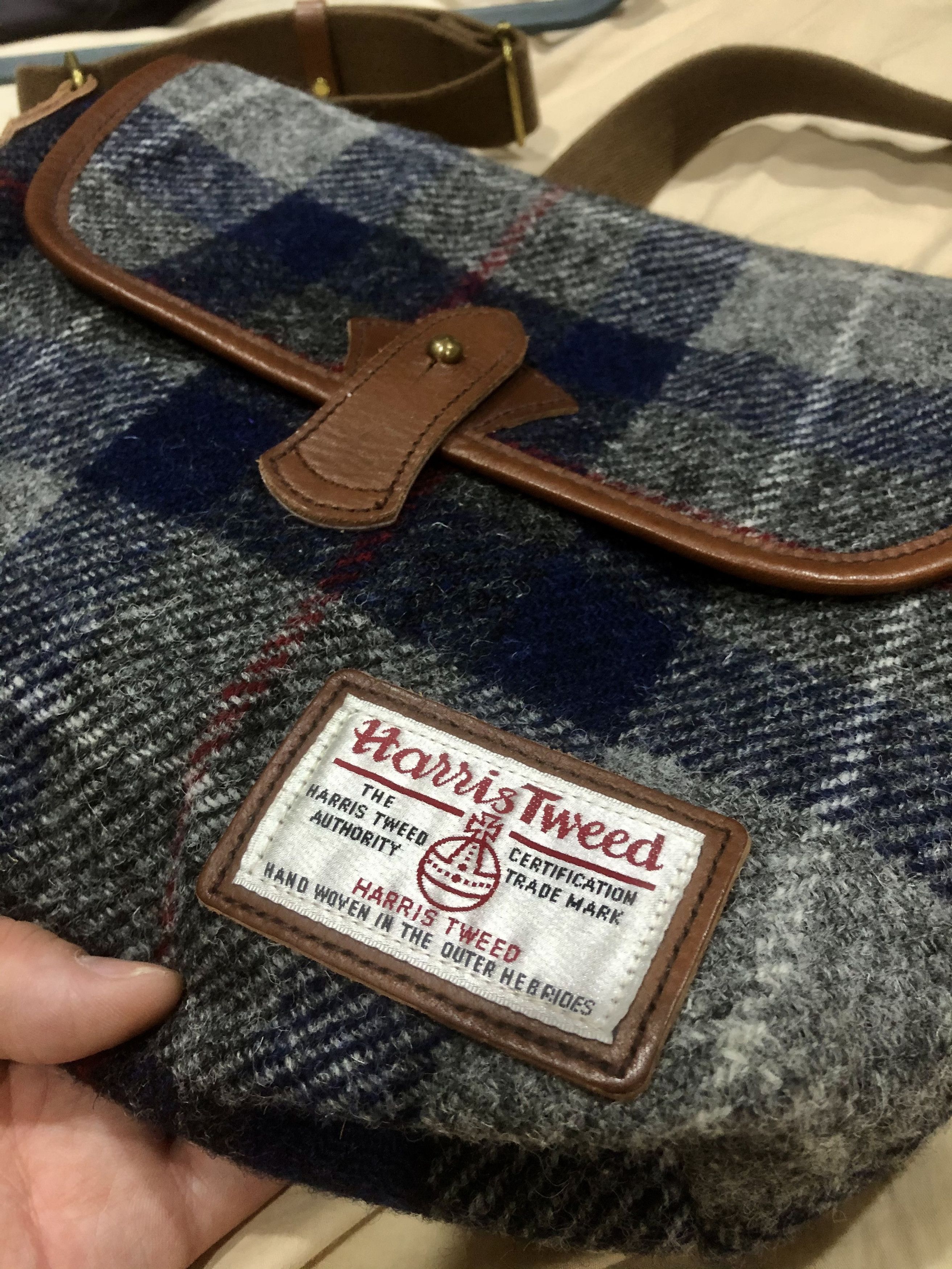 Harris Tweed Harris Tweed X Heming’s Inc Wool Sling Bag Size ONE SIZE - 4 Thumbnail