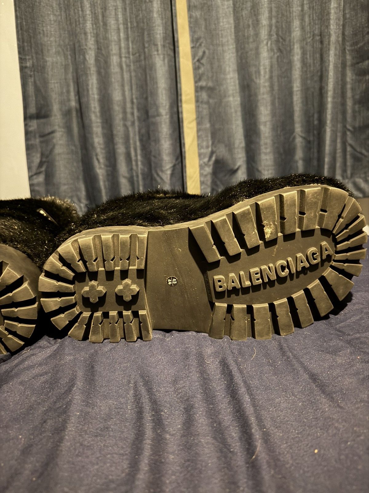 Balenciaga Alaska fur boot Size US 10 / EU 43 - 6 Thumbnail