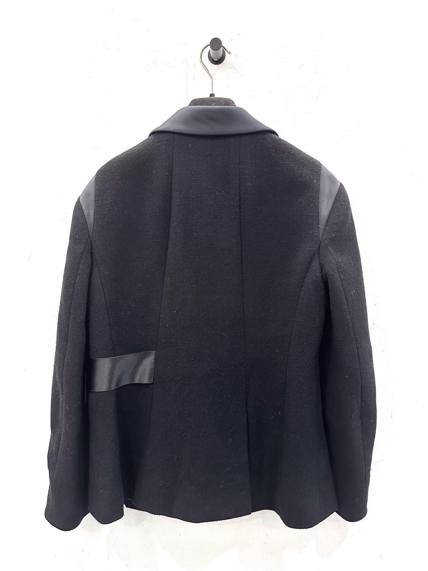 Chanel Chanel Women's Black Wool Blazer Bow CC Buttons Size S / US 4 / IT 40 - 2 Thumbnail