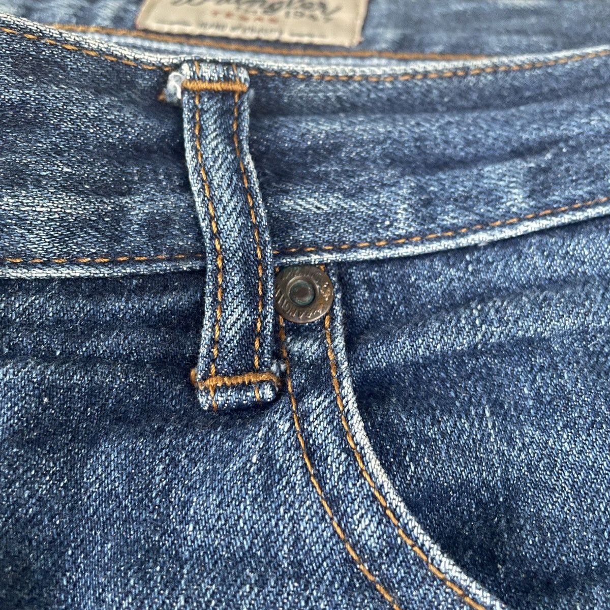 Wrangler Y2K Wrangler Distressed Washed Mud Jeans Vintage Size US 36 / EU 52 - 14 Thumbnail