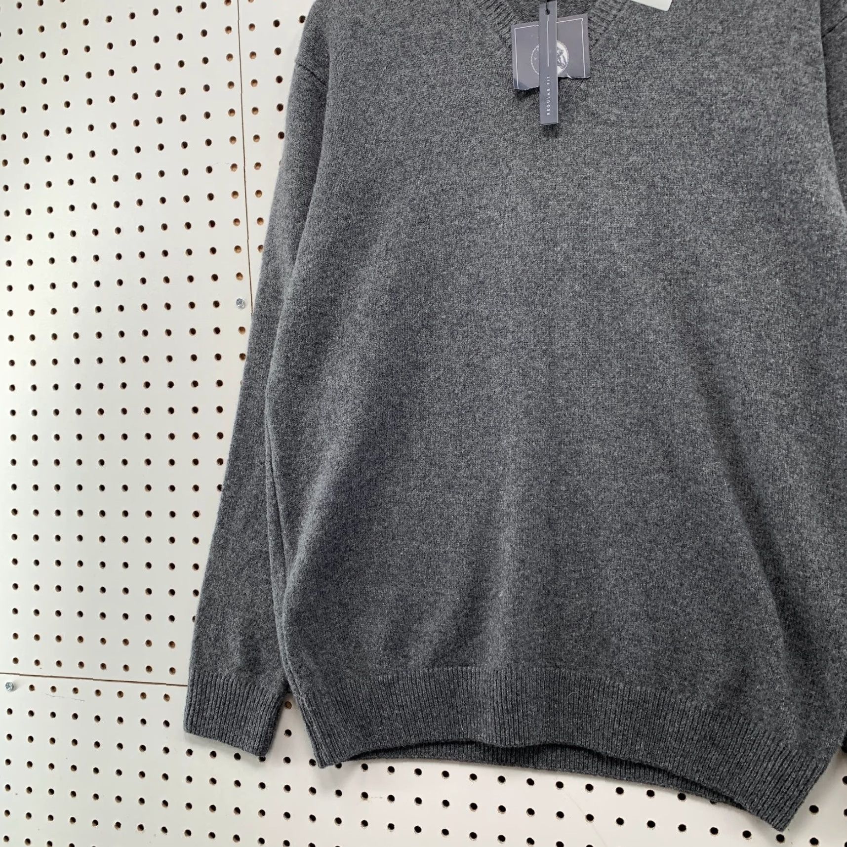 Vintage Cambridge Sweater Men Large Gray V-Neck Business Casual Lambswool NWT Shirt Pullover Mens Winter Fall Spring Size US L / EU 52-54 / 3 - 3 Thumbnail
