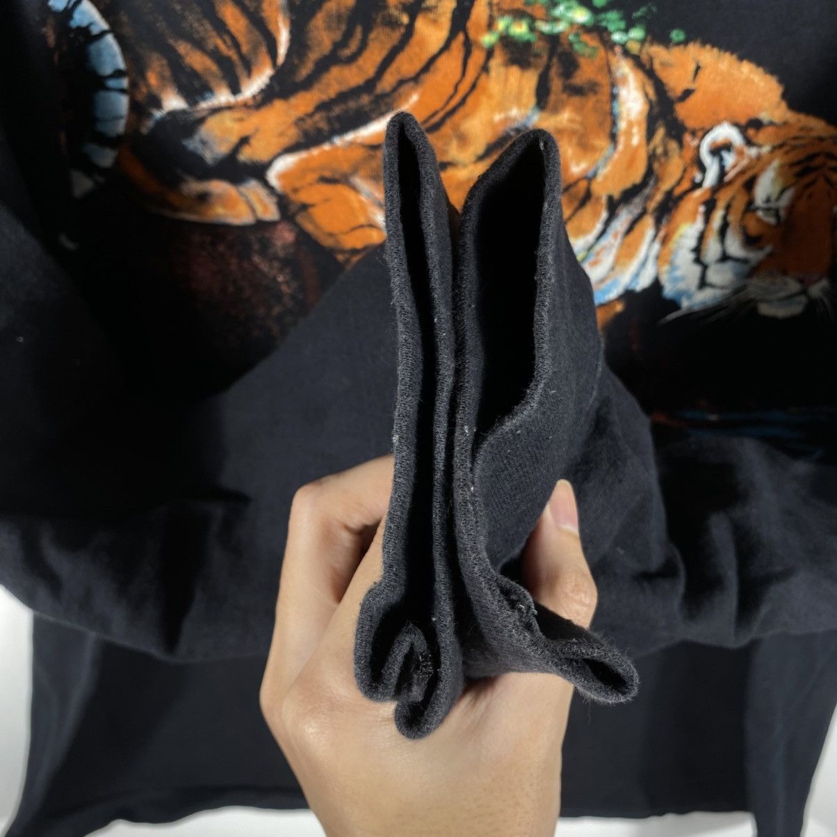 Vintage Vintage 90's TIGER National Wildlife Graphic Tee Shirt Size US XL / EU 56 / 4 - 5 Thumbnail