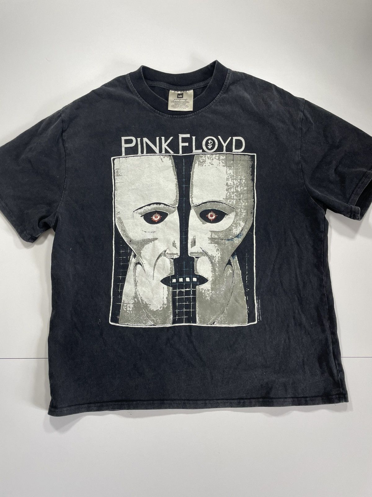 Pink Floyd × Vintage 1994 Pink Floyd Division Bell tee Winterland Size US M / EU 48-50 / 2 - 1 Thumbnail