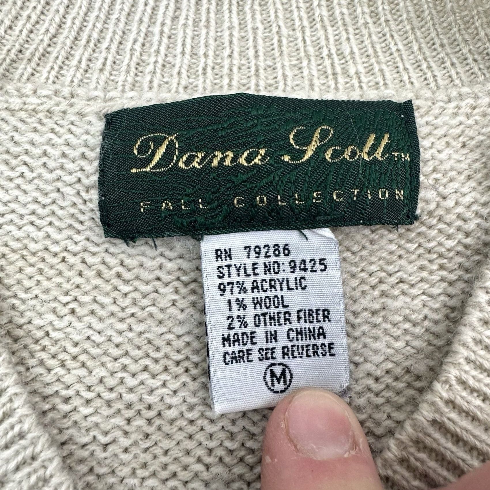 Vintage VINTAGE Dana Scott Sweater Womens Medium Fall Geometric Knit Pockets Flowers 90s Y2K Beige Pullover L/S V-Neck Size M / US 6-8 / IT 42-44 - 6 Thumbnail