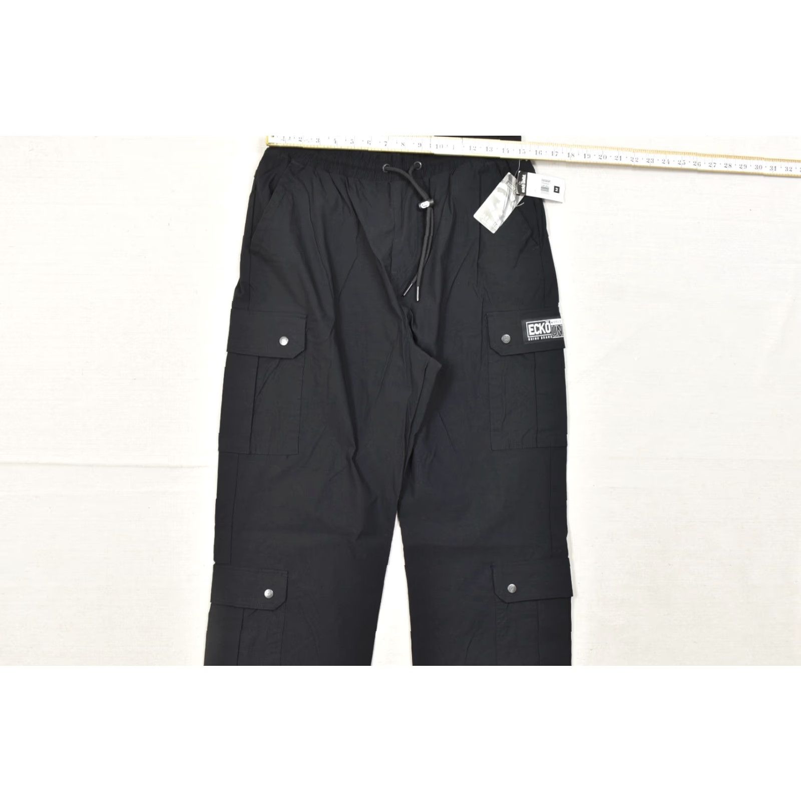 Ecko Unltd. Ecko Unltd Mens Cargo Jogger Pants Black Nylon Baggy Fit M Cargo Pocket 29 Inseam Modern Logo Accents Vintage No Size US 31 - 5 Thumbnail