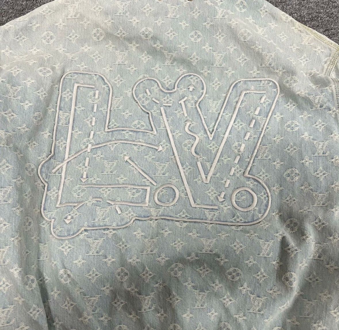 Louis Vuitton Louis Vuitton LV nba denim jacket Size US L / EU 52-54 / 3 - 6 Thumbnail