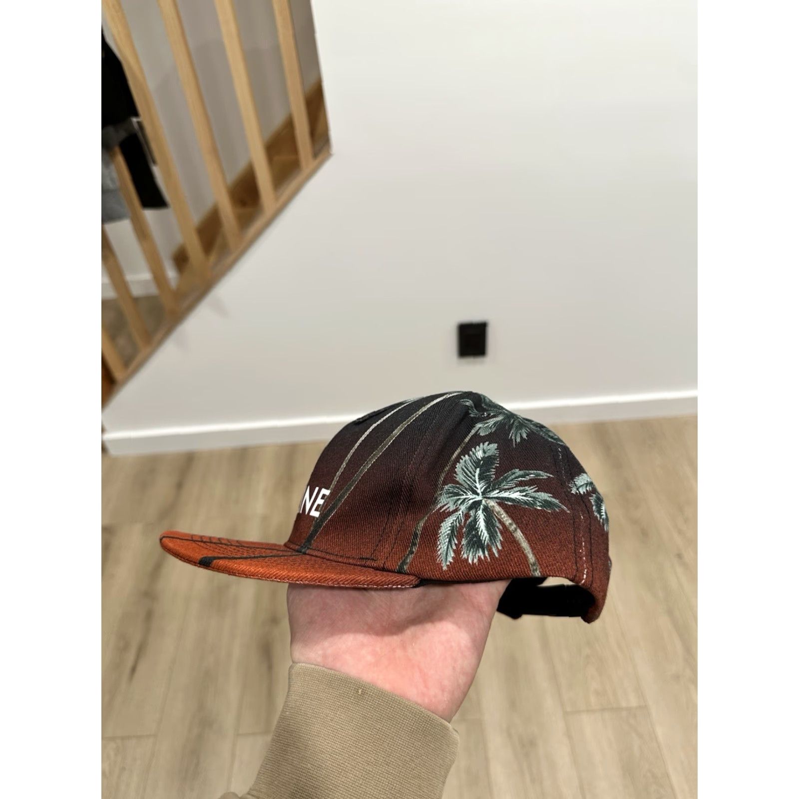 Celine NWT CELINE Hat Snapback Palm Trees Size Large Unisex Baseball Cap Black/Red Cotton Polyester Size ONE SIZE - 2 Thumbnail