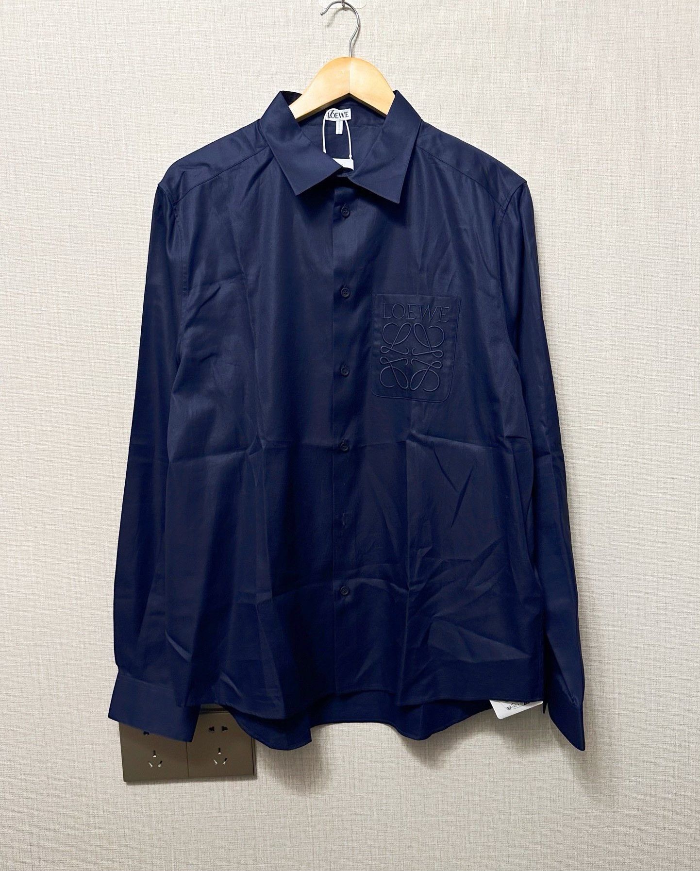 Loewe Loewe Classic Embroidered Logo Long-sleeve Shirt Size US XXS / EU 40 - 1 Thumbnail